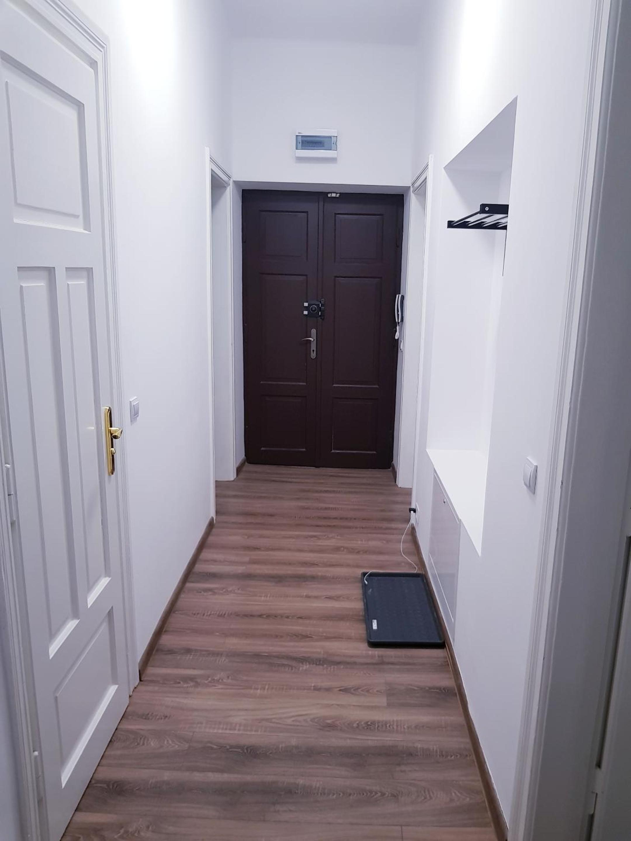 Three-Bedroom Apartment photo 2