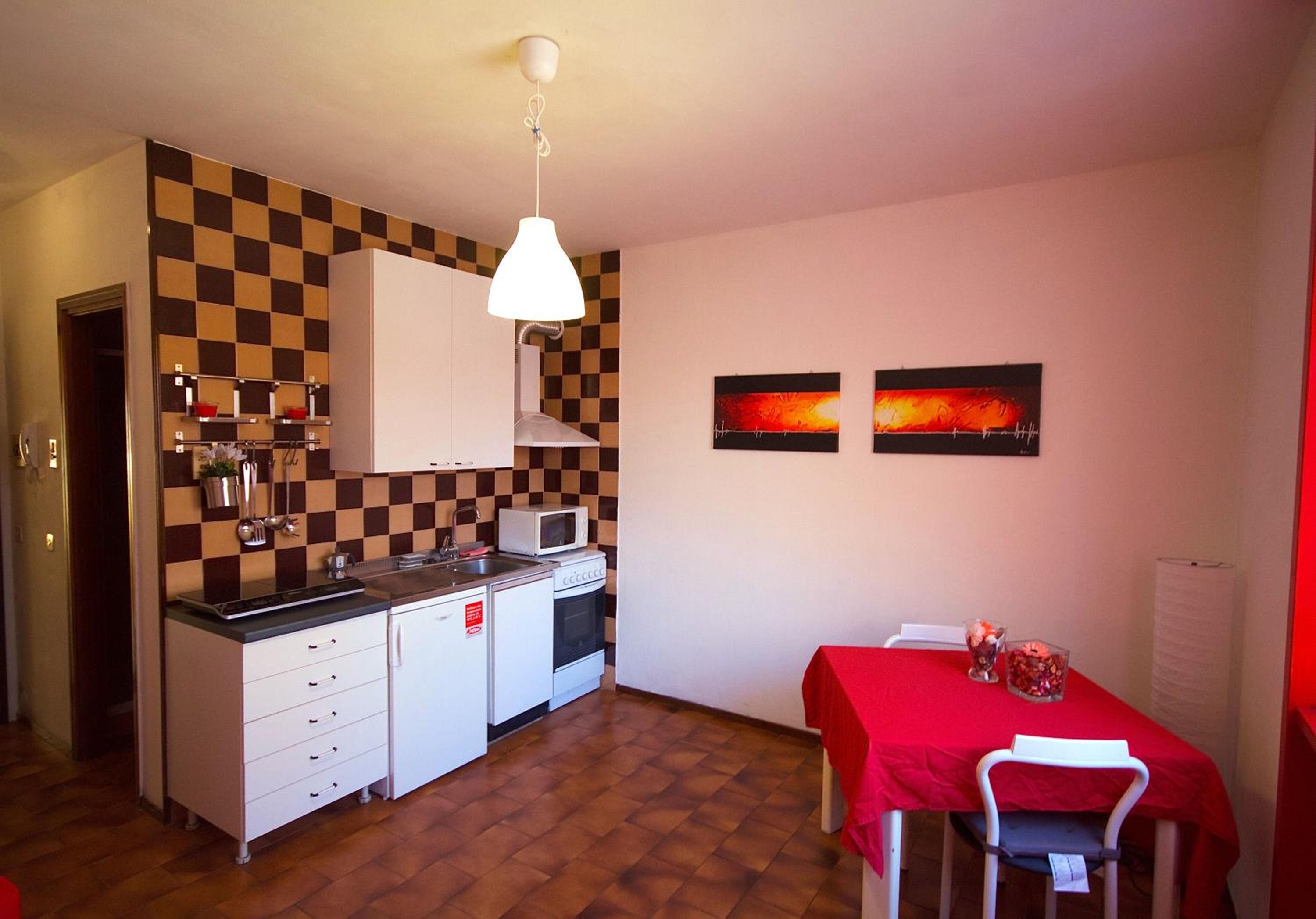 Apartment photo 3