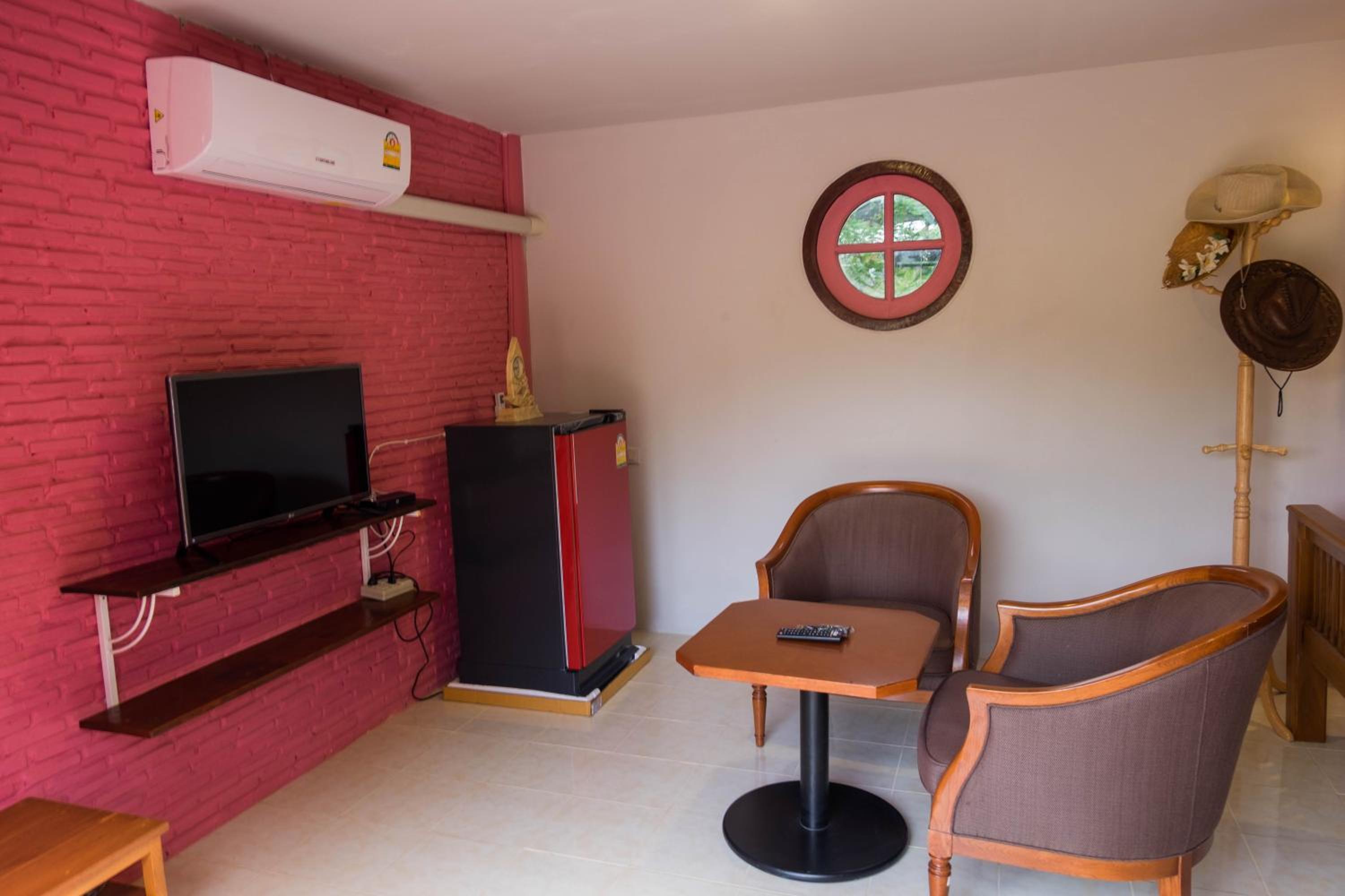 Family Room photo 1