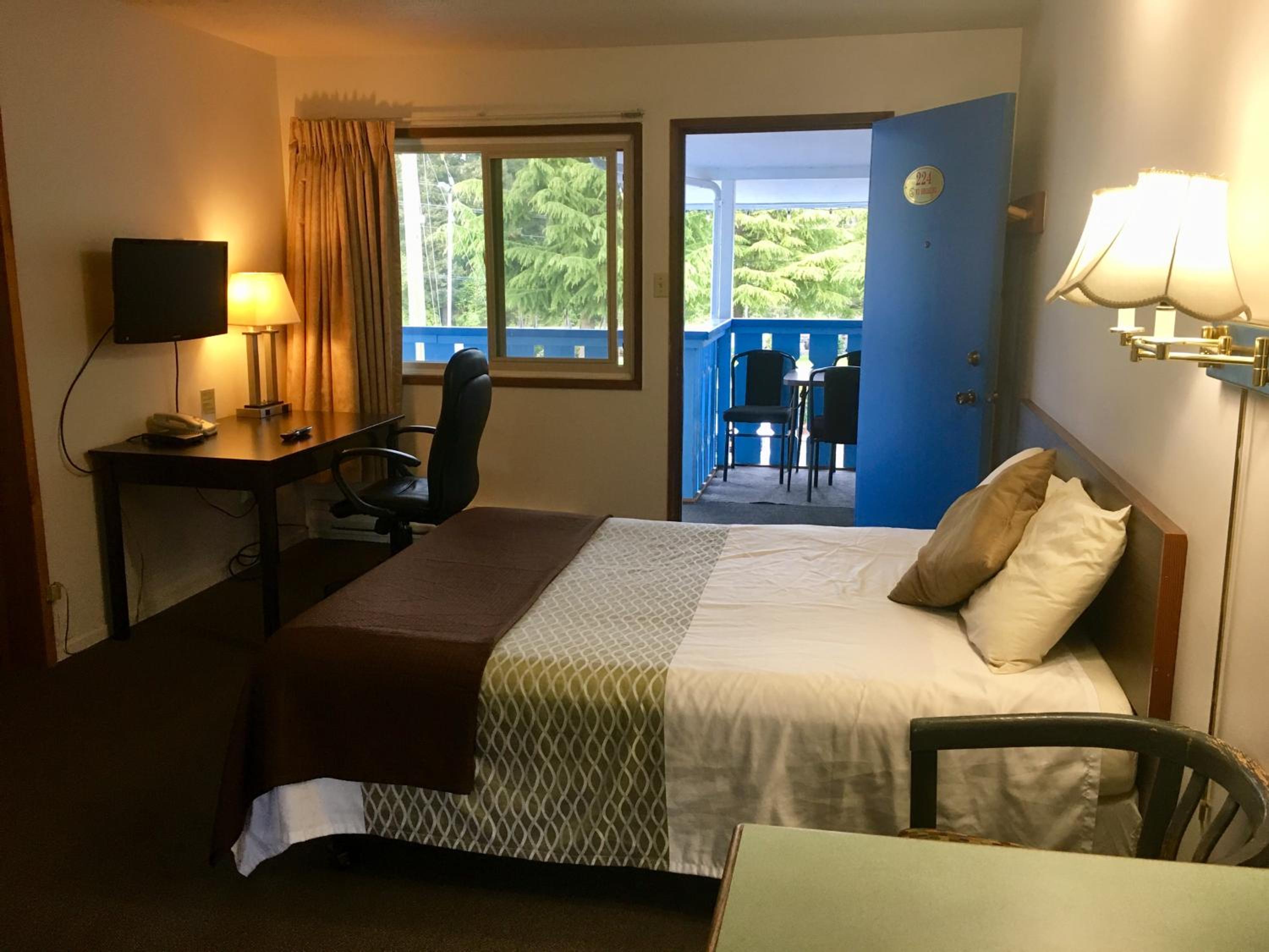 Deluxe Queen Room photo 3