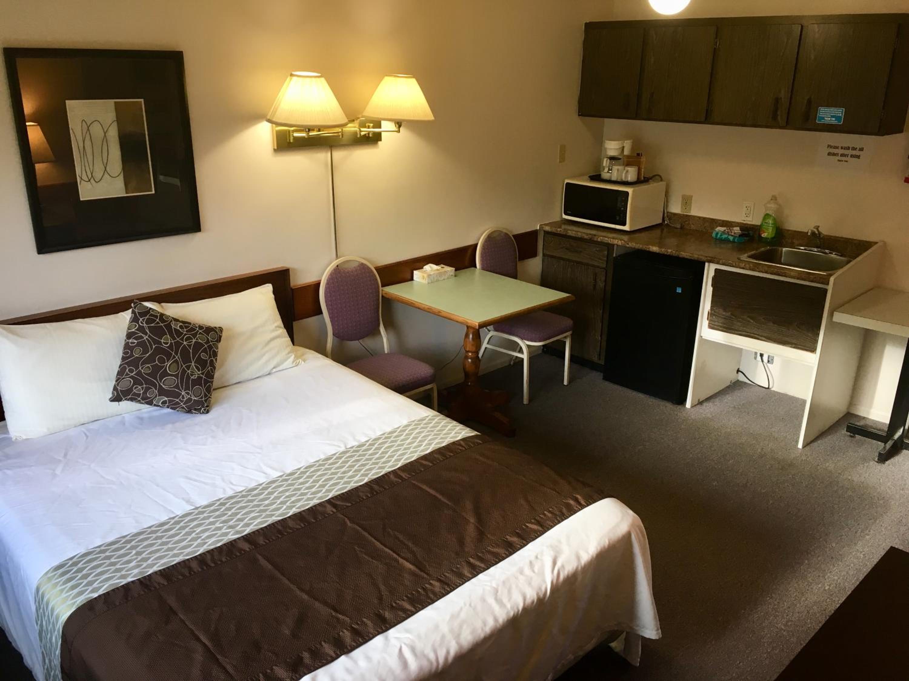 Deluxe Queen Room photo 2