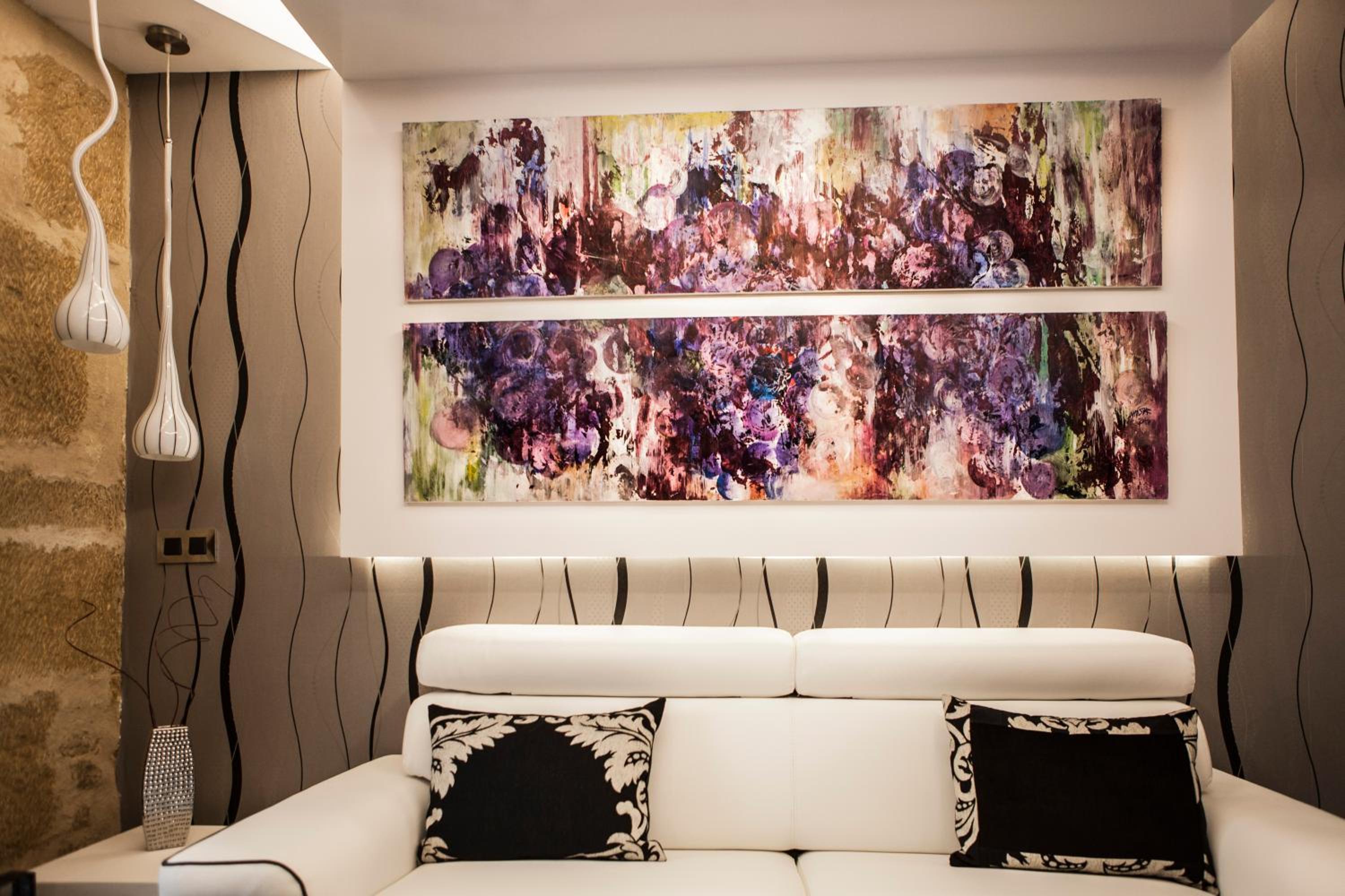 Executive Suite photo 2