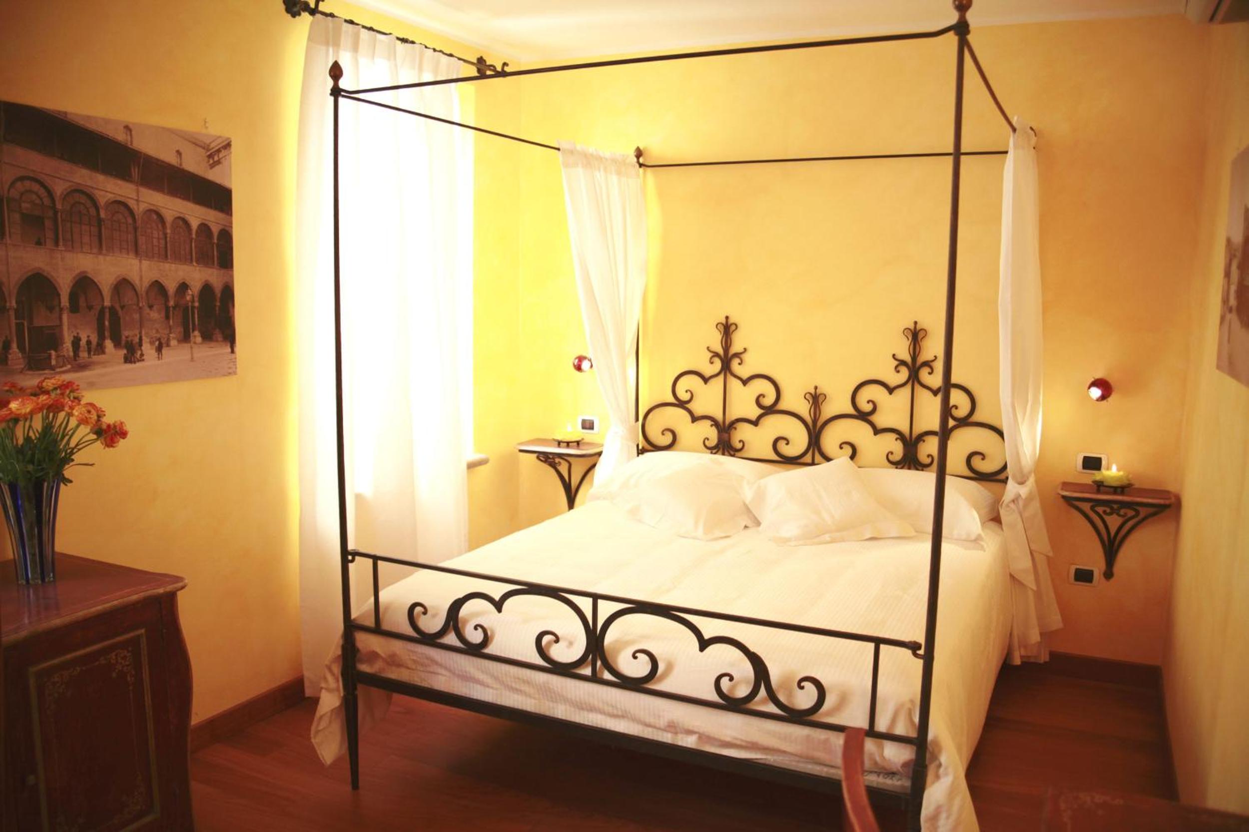 Double Room - Split Level photo 1