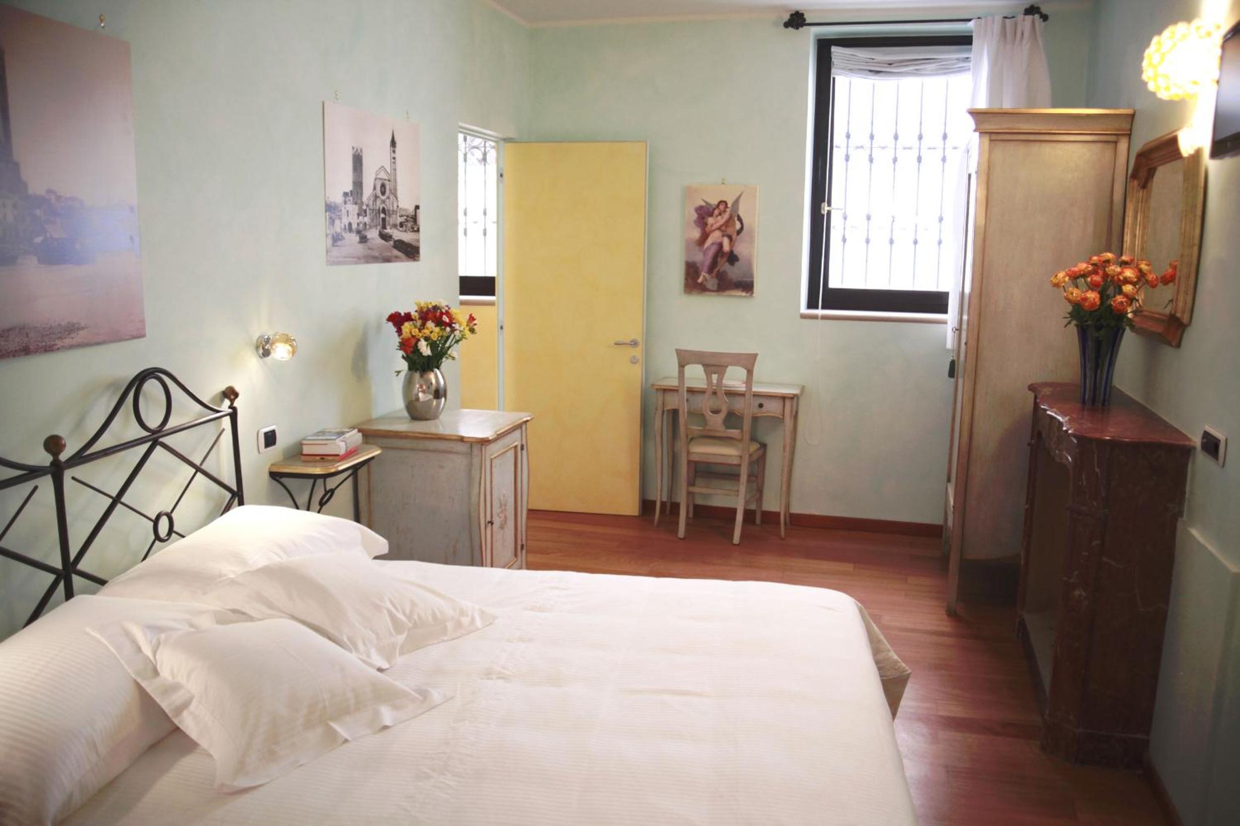 Double Room - Split Level photo 3