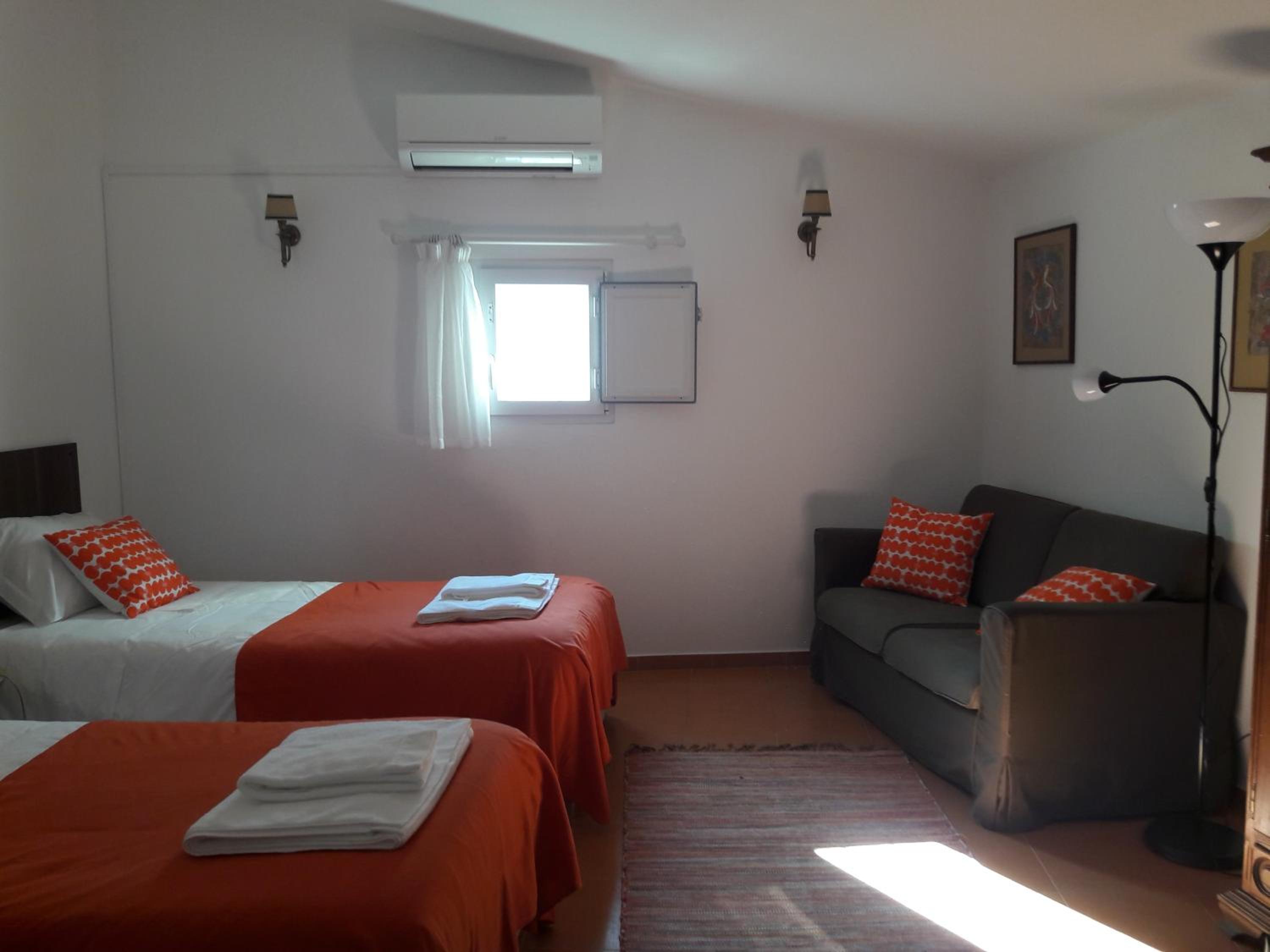 Three-Bedroom Apartment - Photo 20