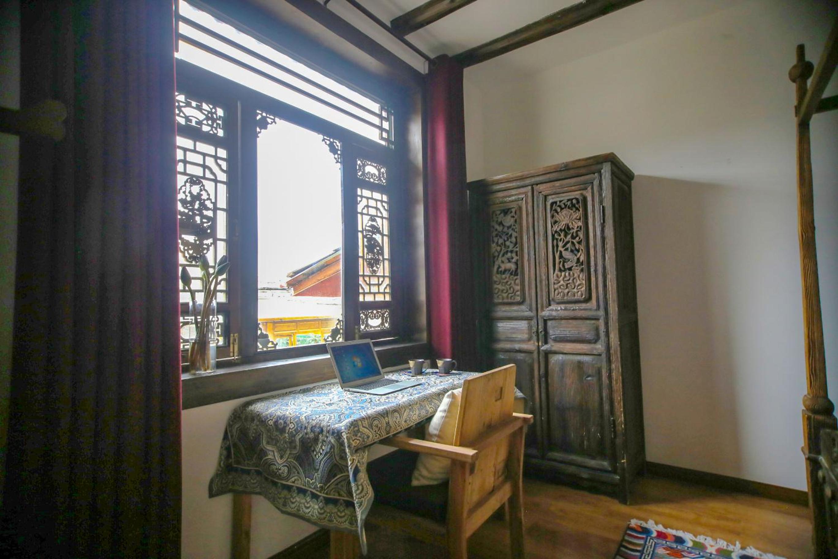 Large Double Room photo 2