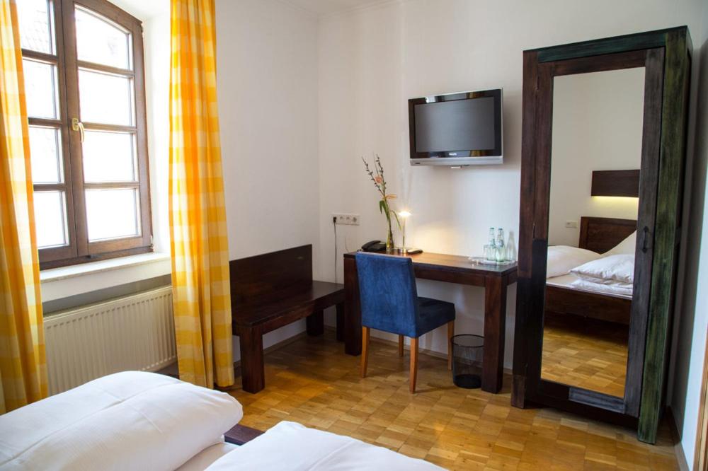 Double Room - Photo 4