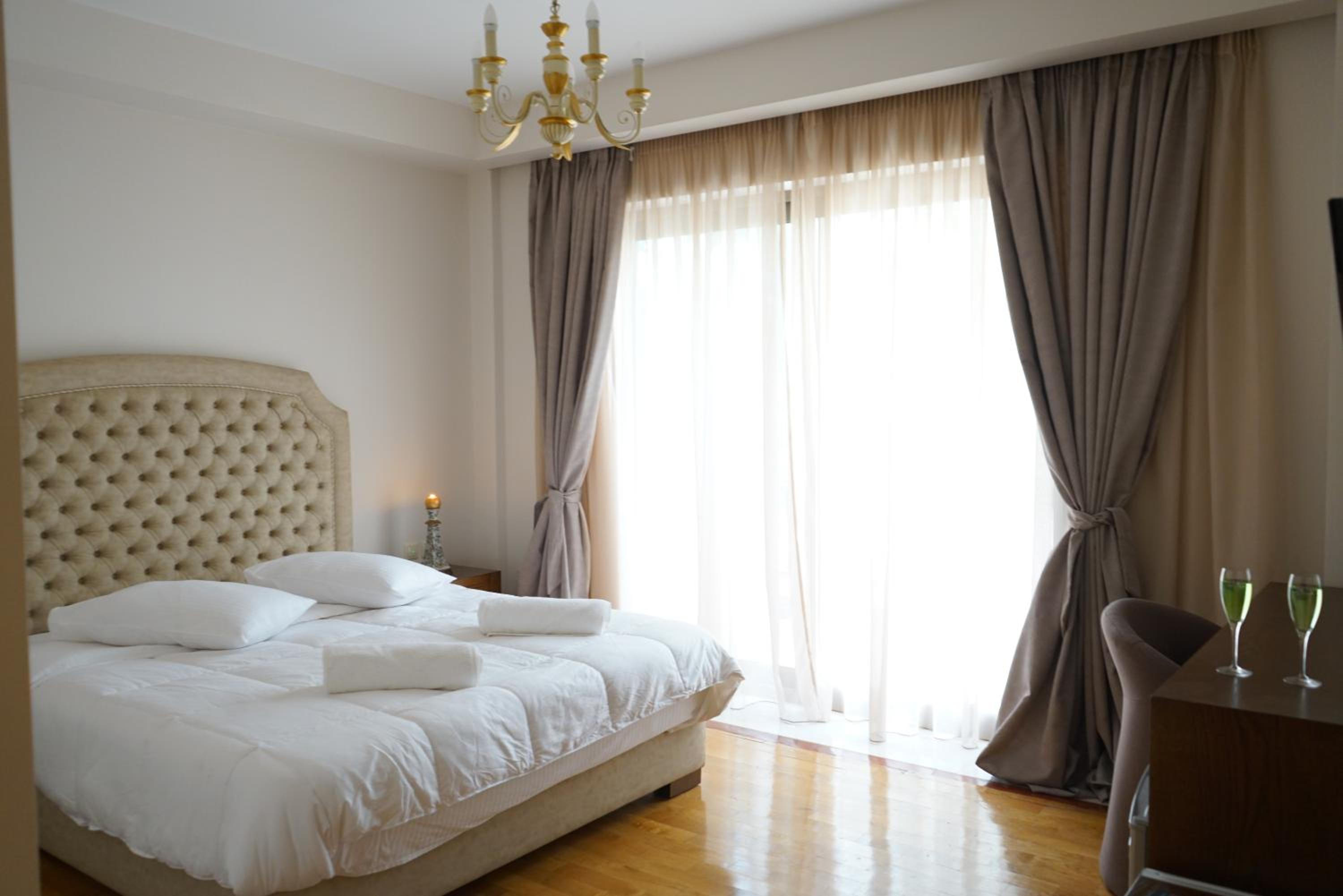 Standard Double or Twin Room - Photo 6