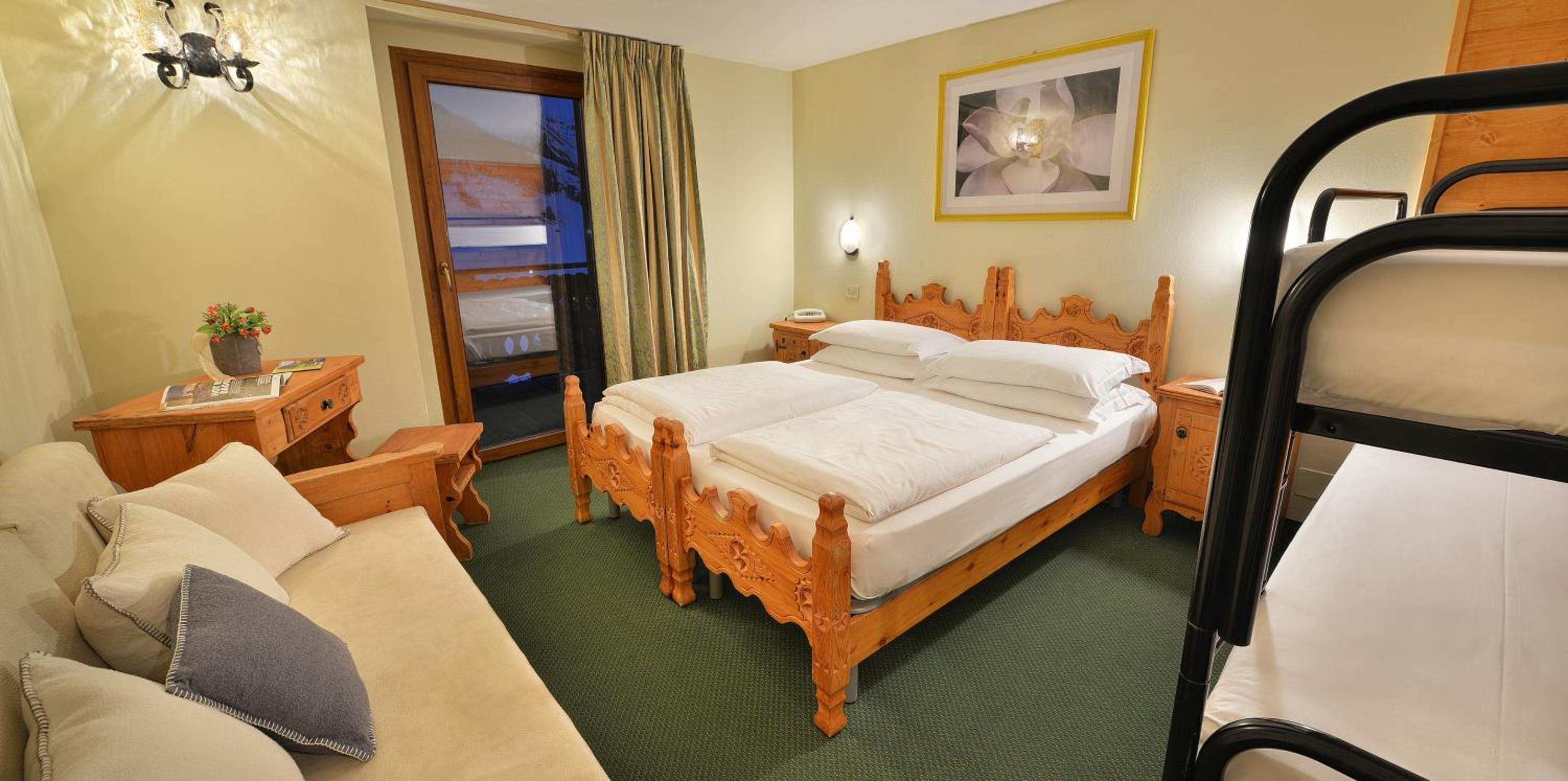 Comfort Triple Room
