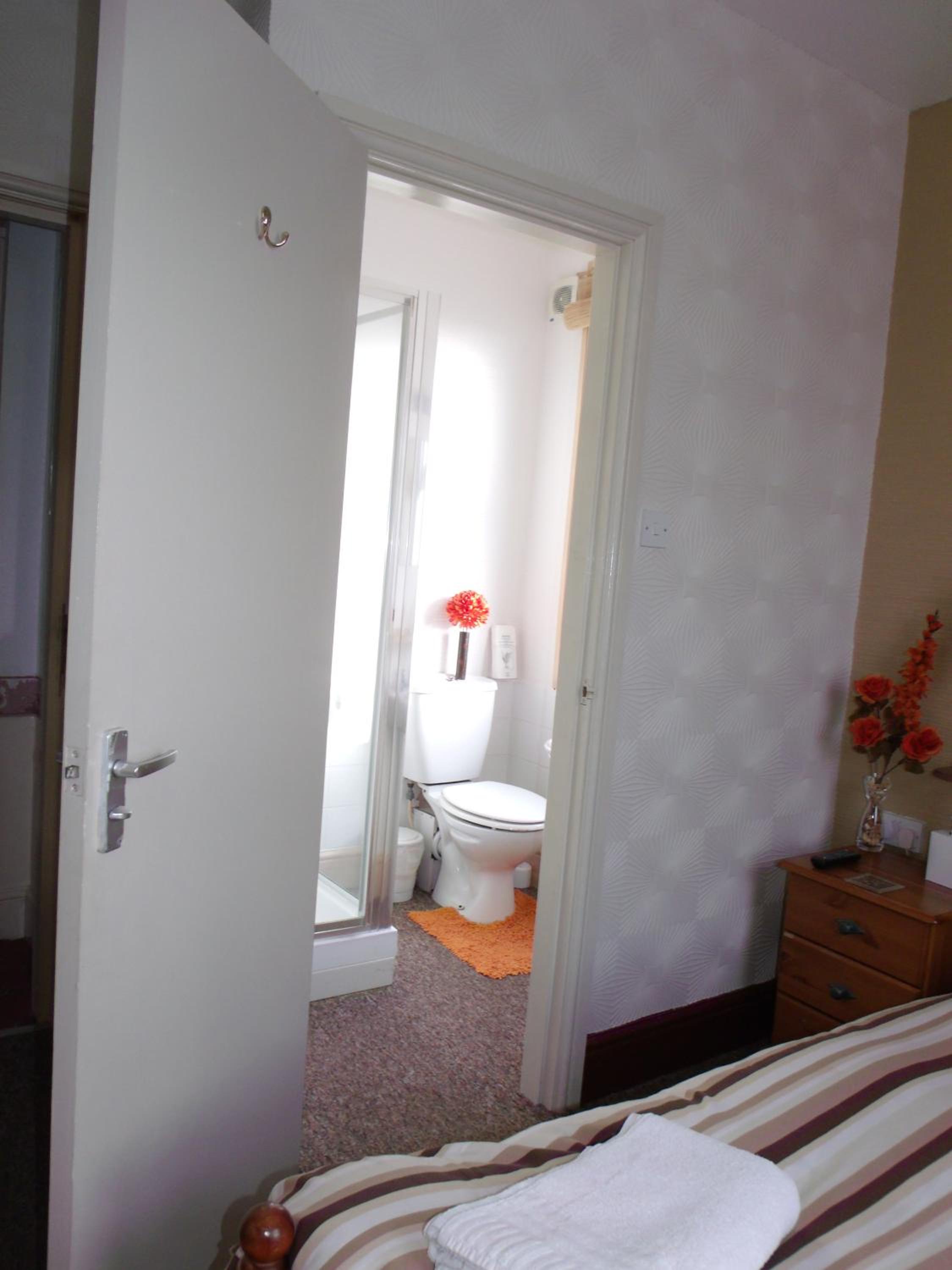 Small Double Room photo 1