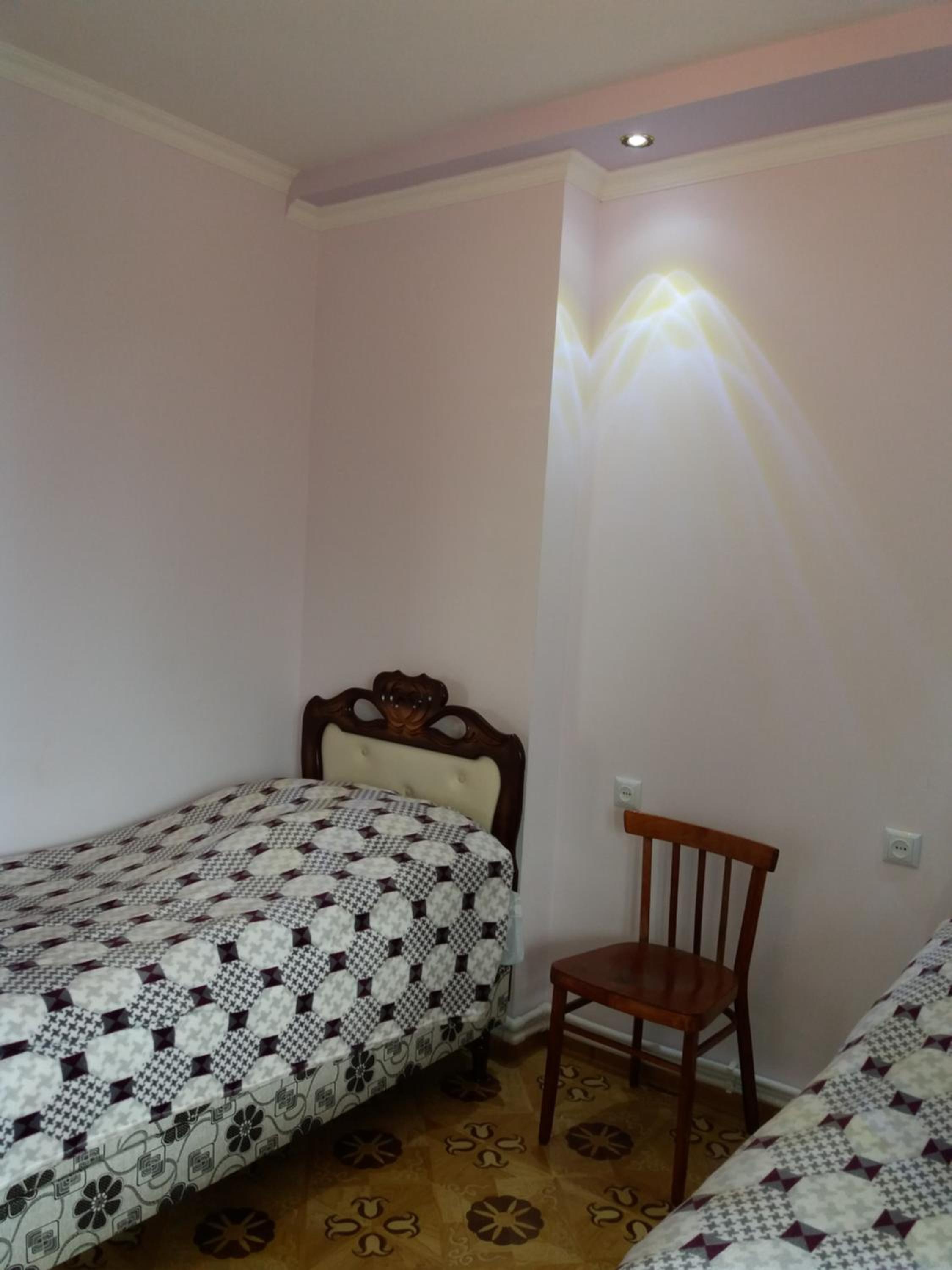 Budget Twin Room photo 3