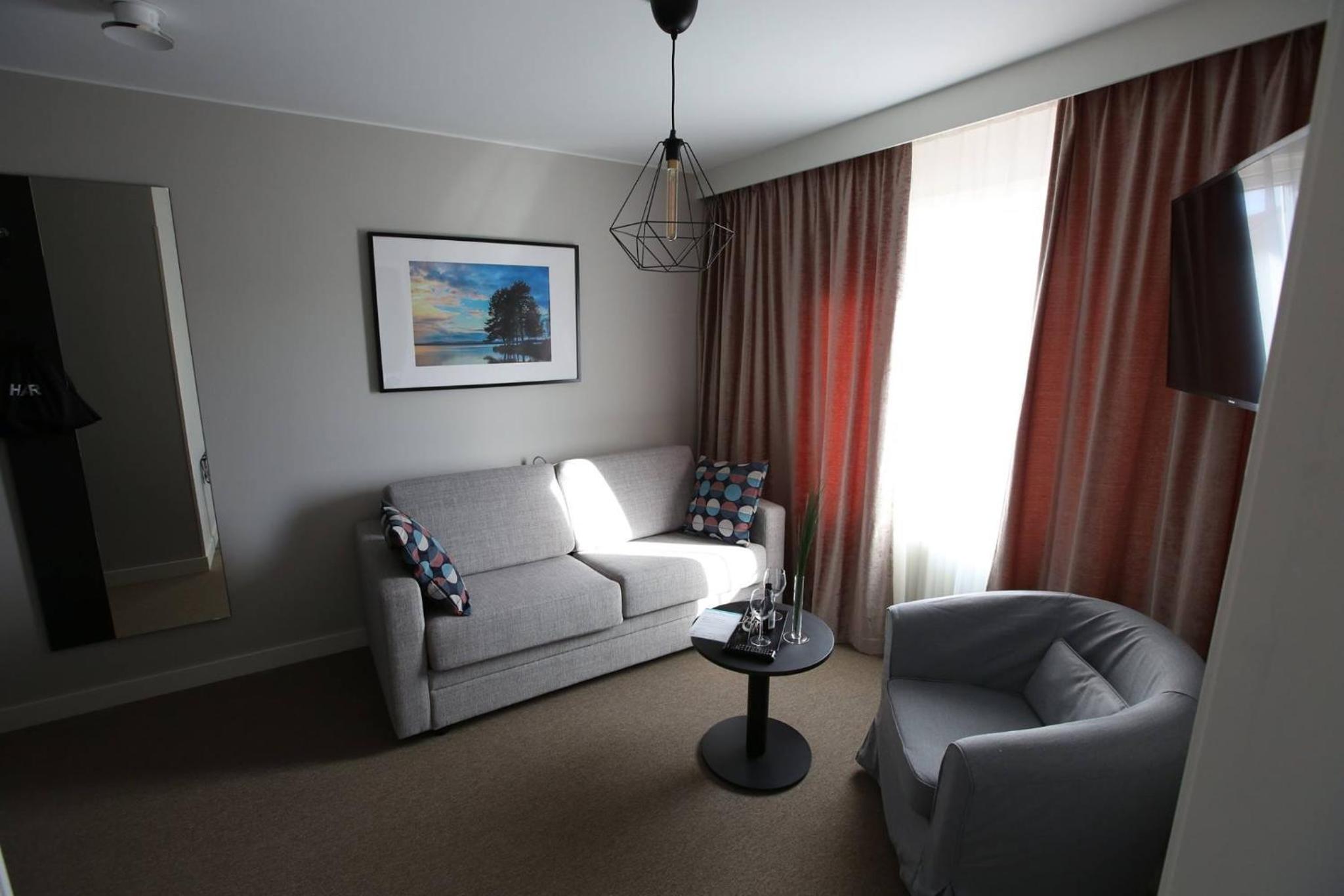 Deluxe Family Room photo 2