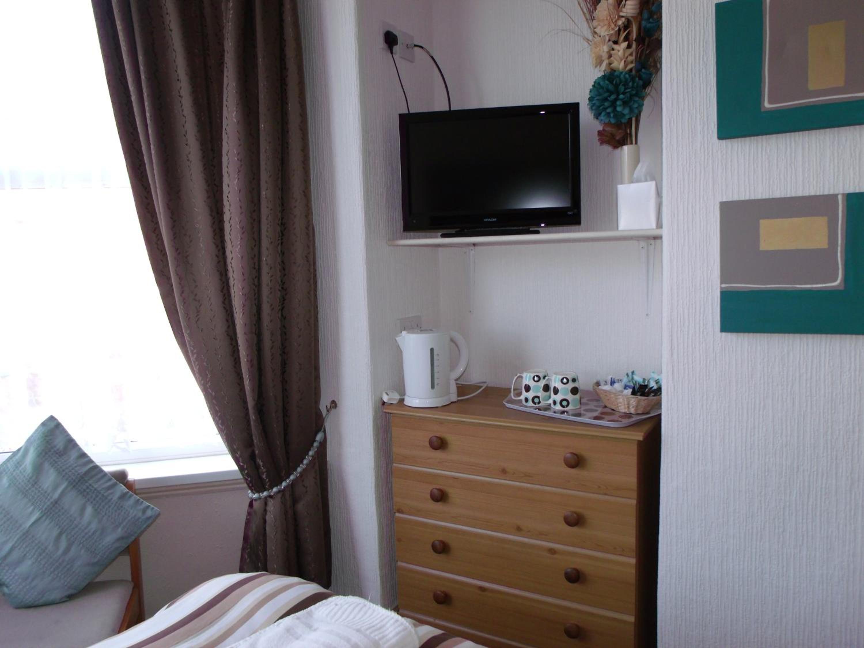 Twin Room - First Floor photo 1