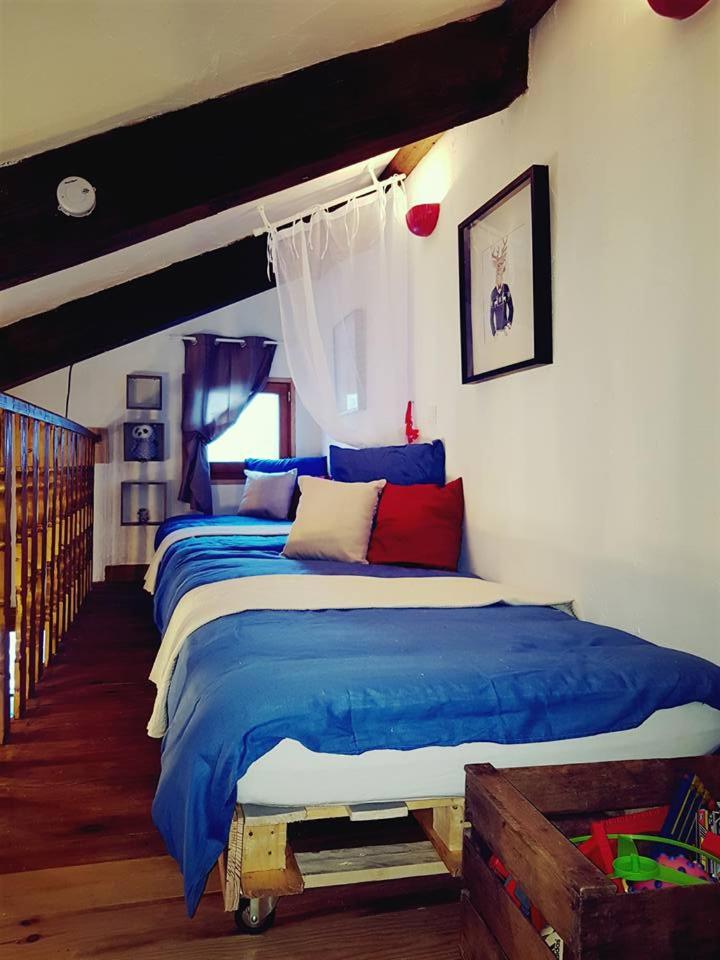 One-Bedroom Chalet with Mezzanine photo 1