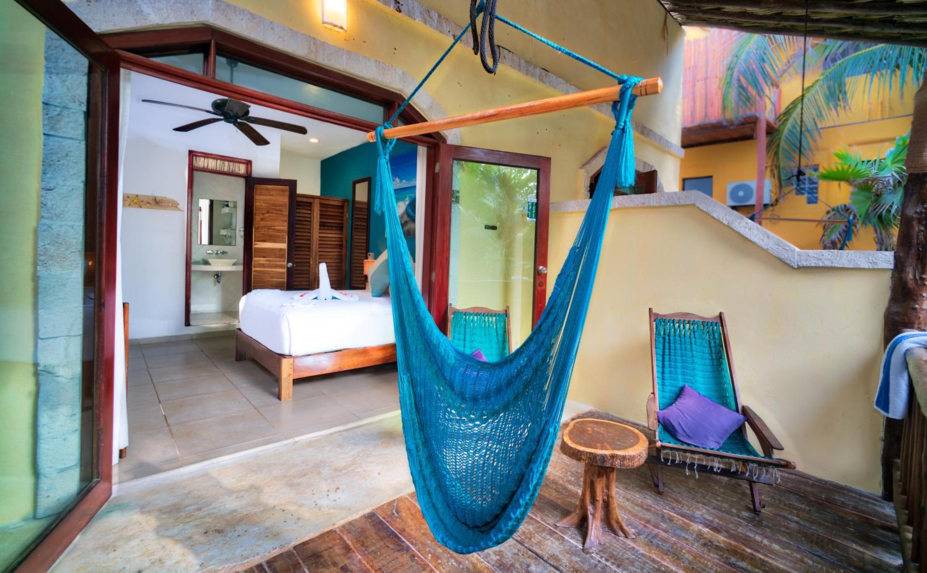 Garden Queen Room with Balcony
