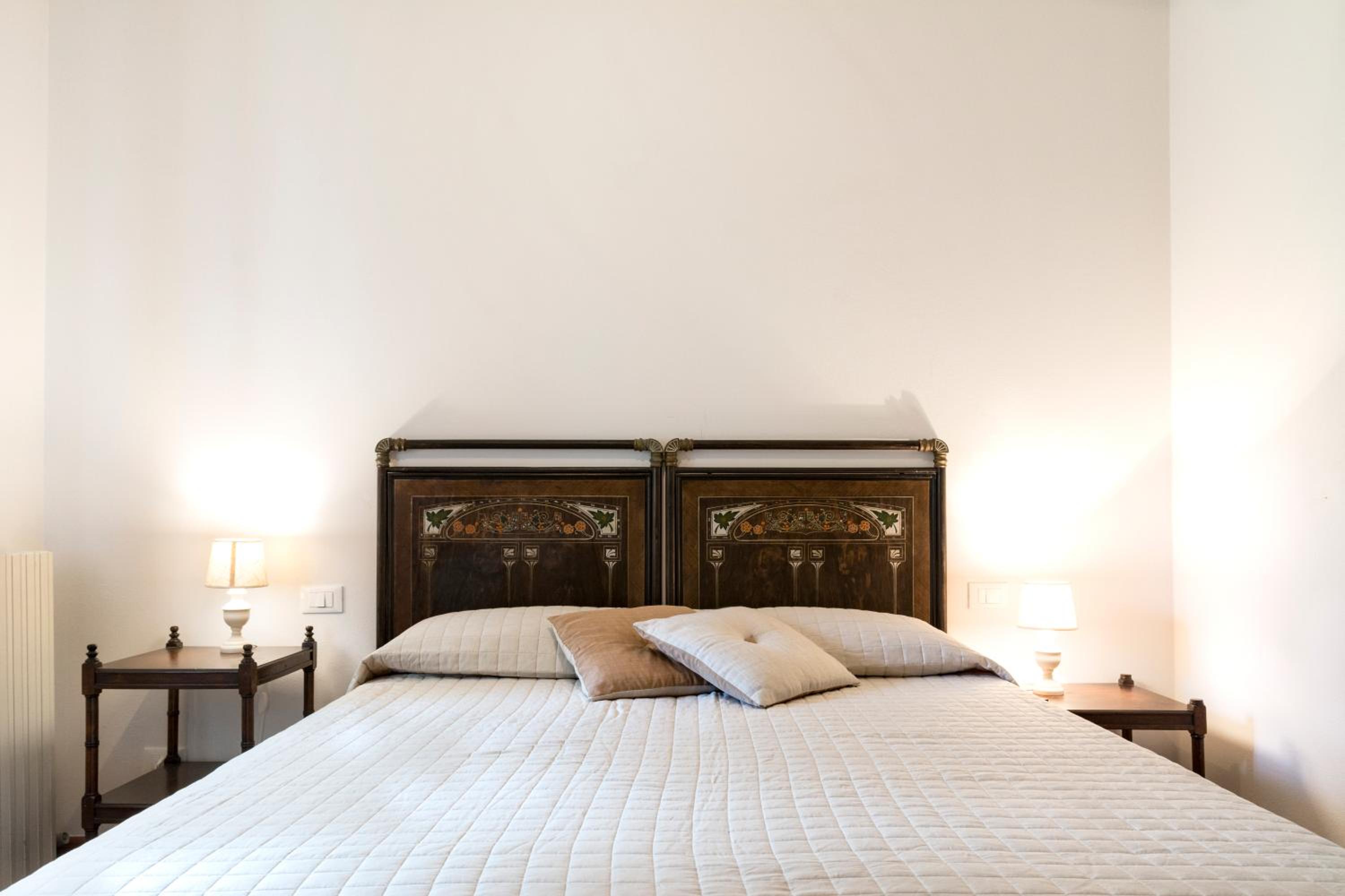 Double Room with Private External Bathroom