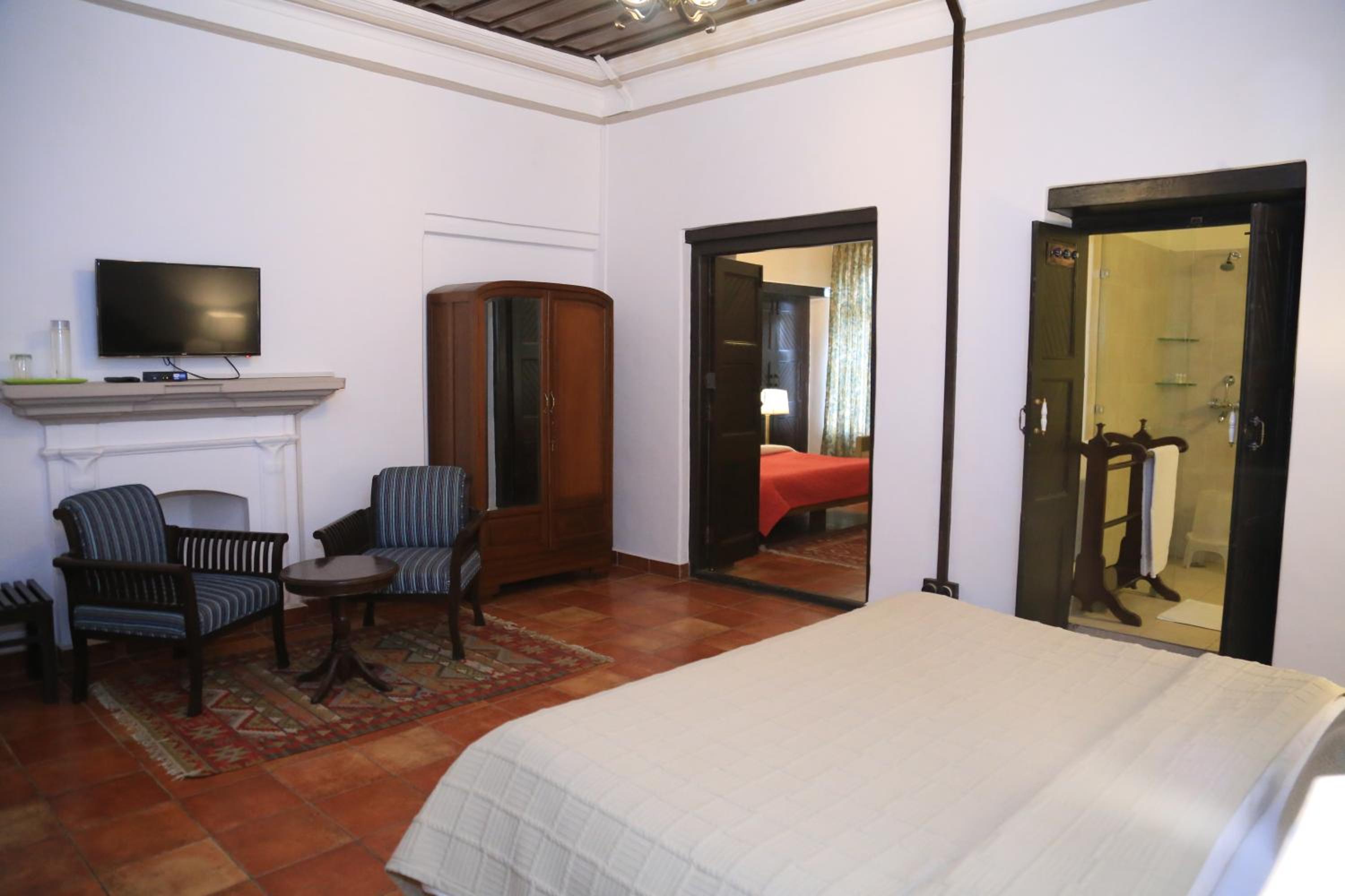 Deluxe Suite