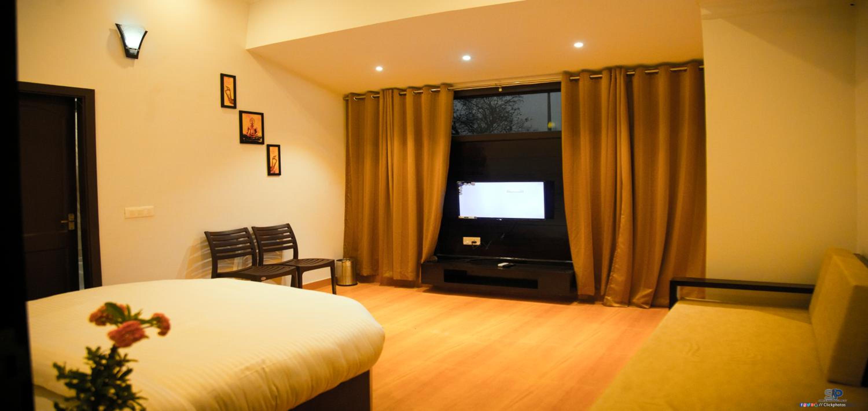 King Room with Garden View photo 1