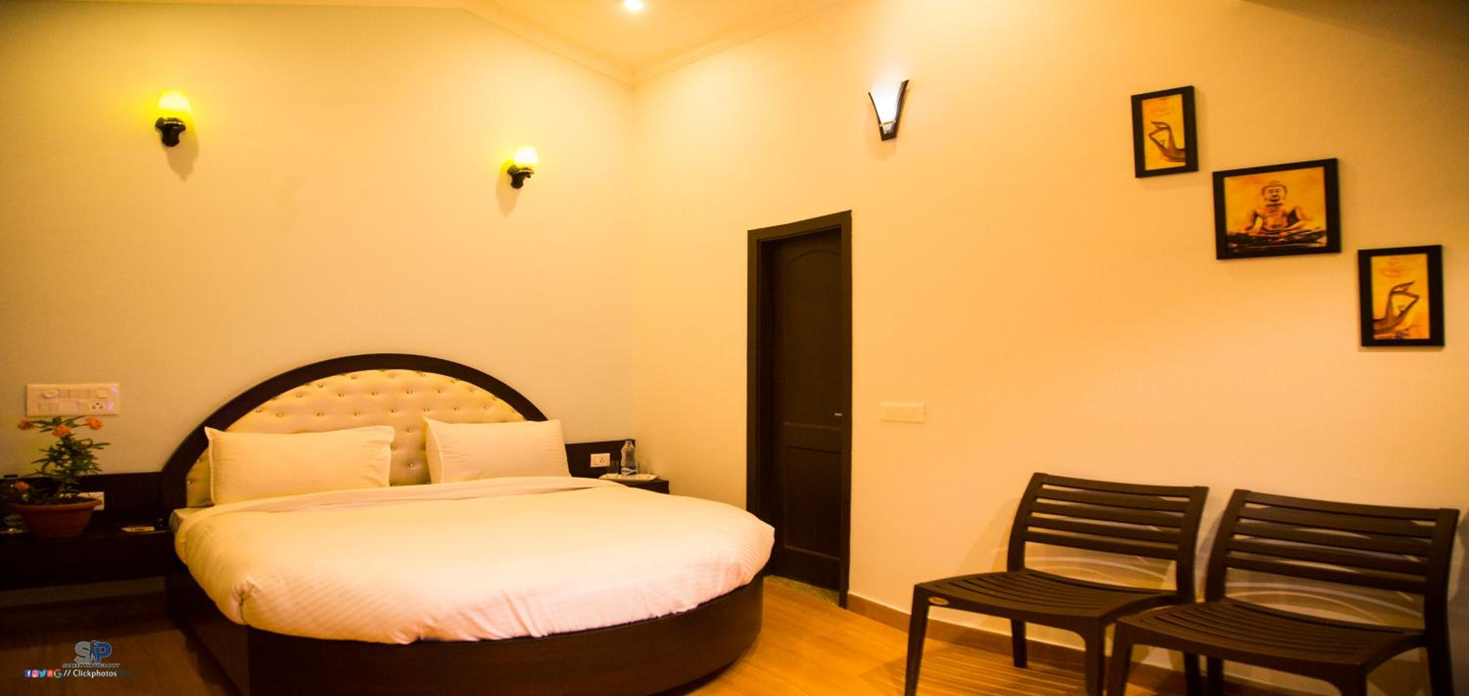 King Room with Garden View photo 3