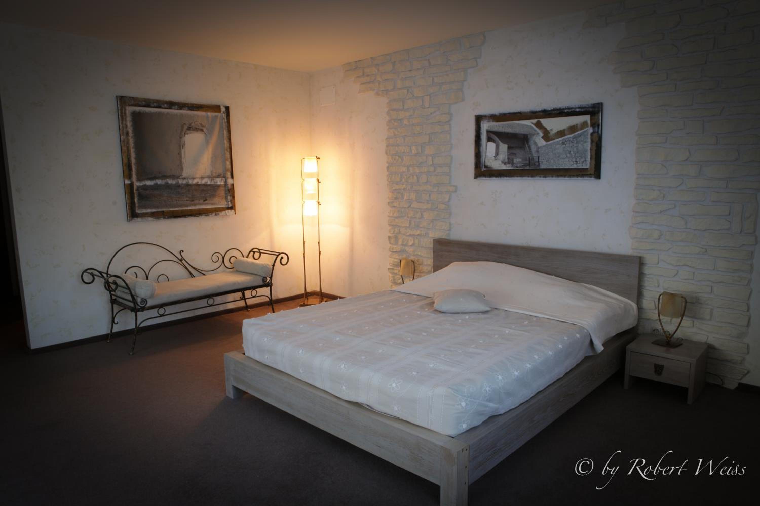 Standard Double or Twin Room - Photo 3