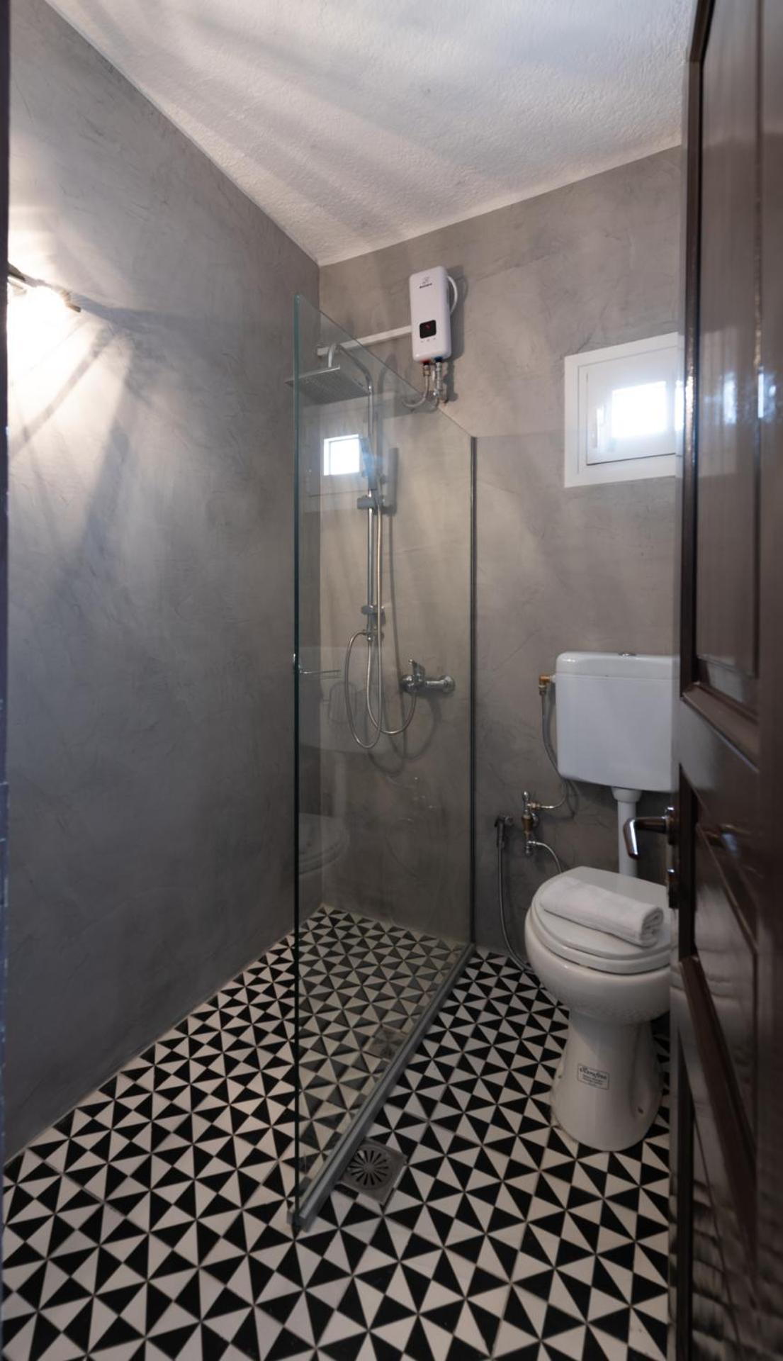 Honeymoon Suite Sea Front photo 3