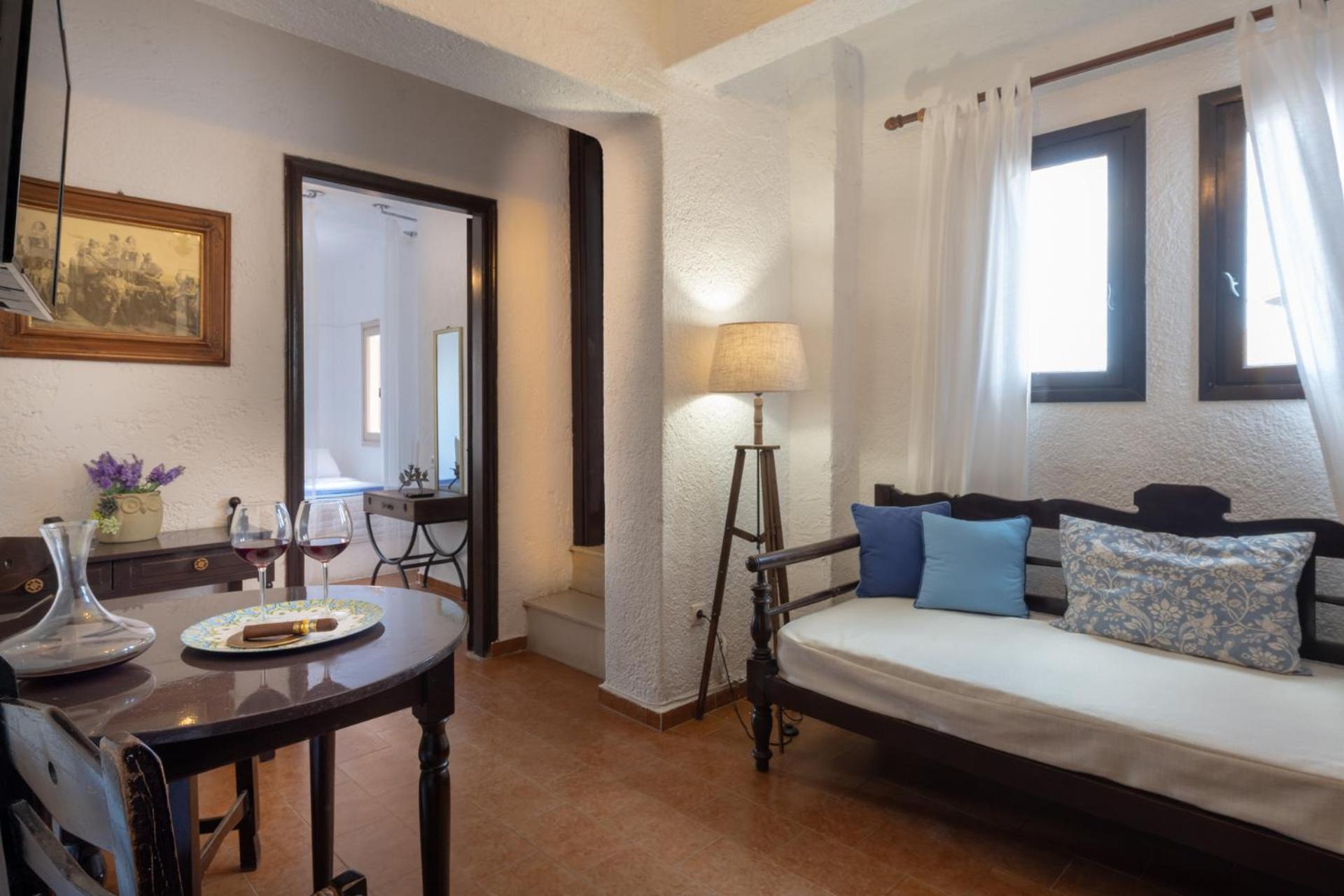Maltese Suite with Sea View photo 3