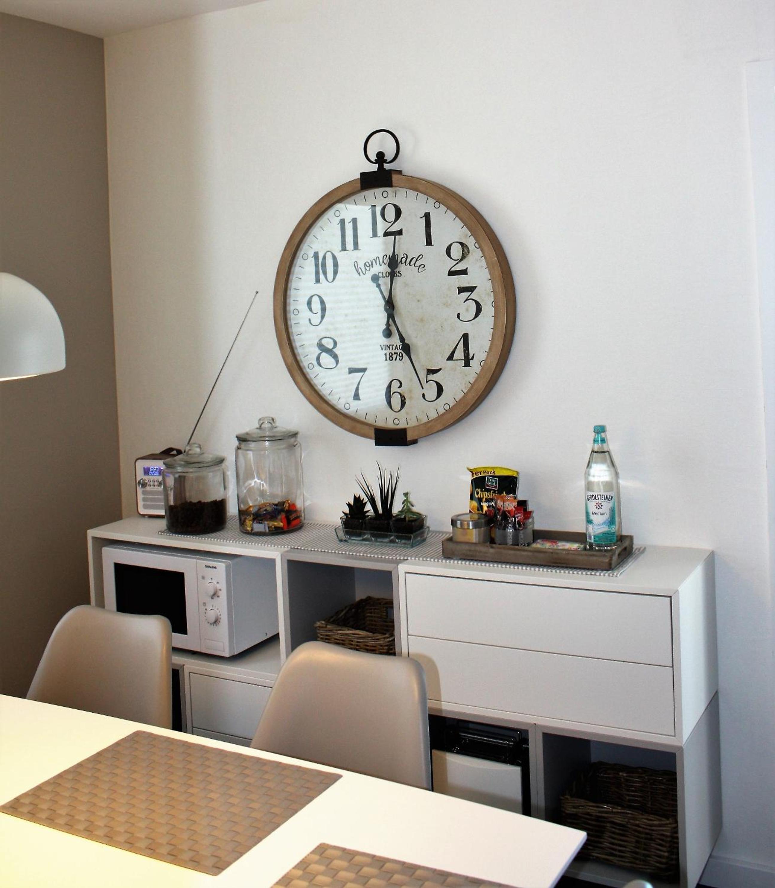 Apartment with Balcony photo 3