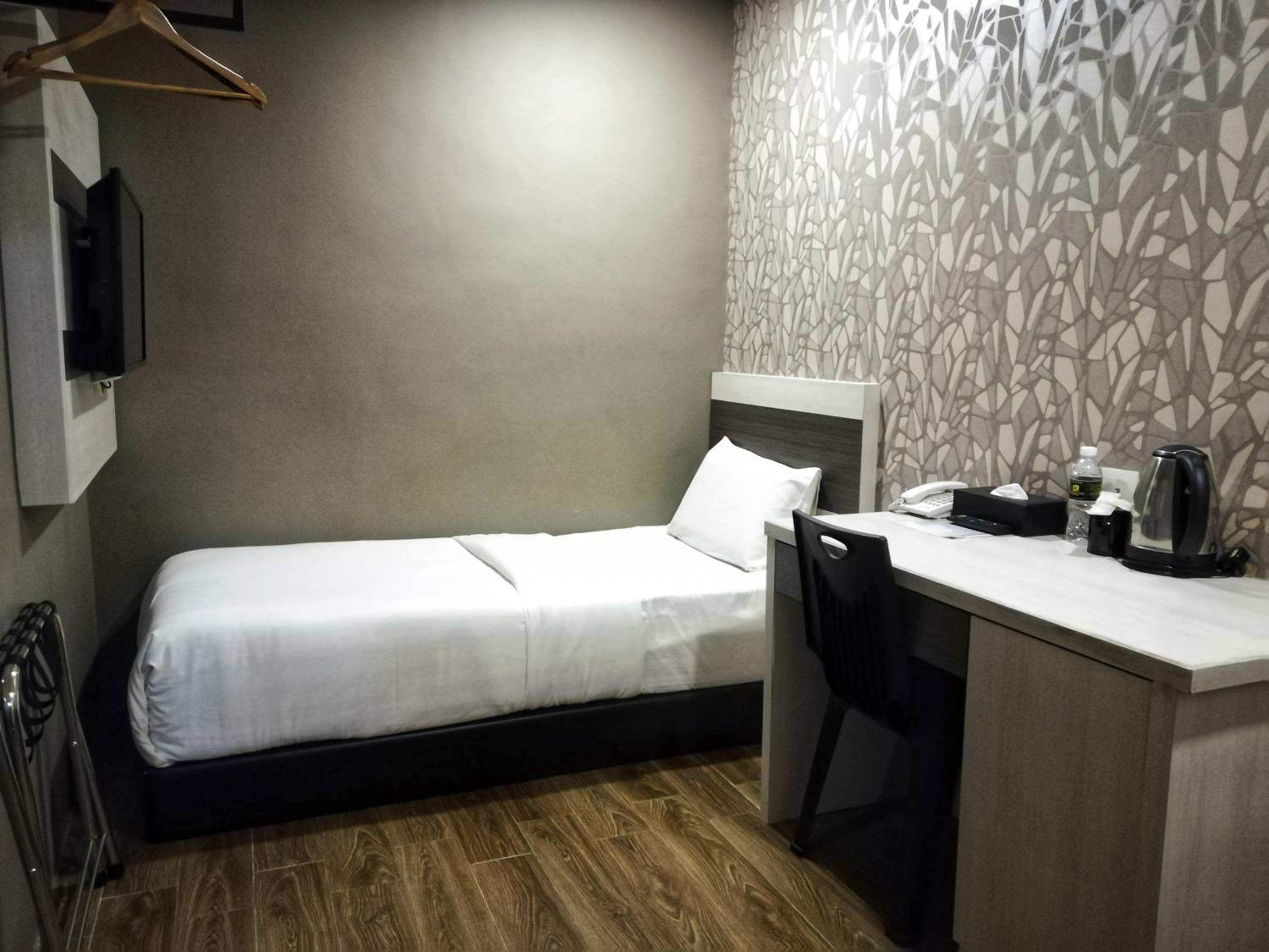 Superior Single Room