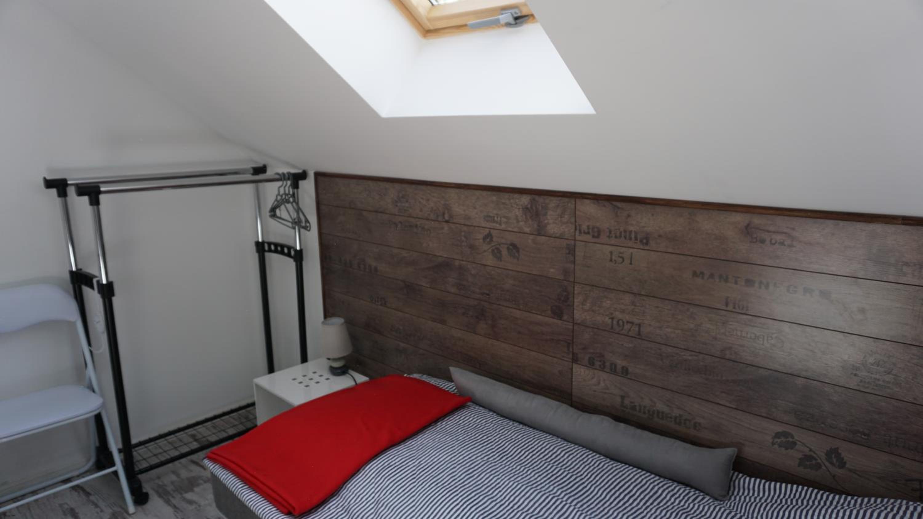 Three-Bedroom Apartment - Photo 22