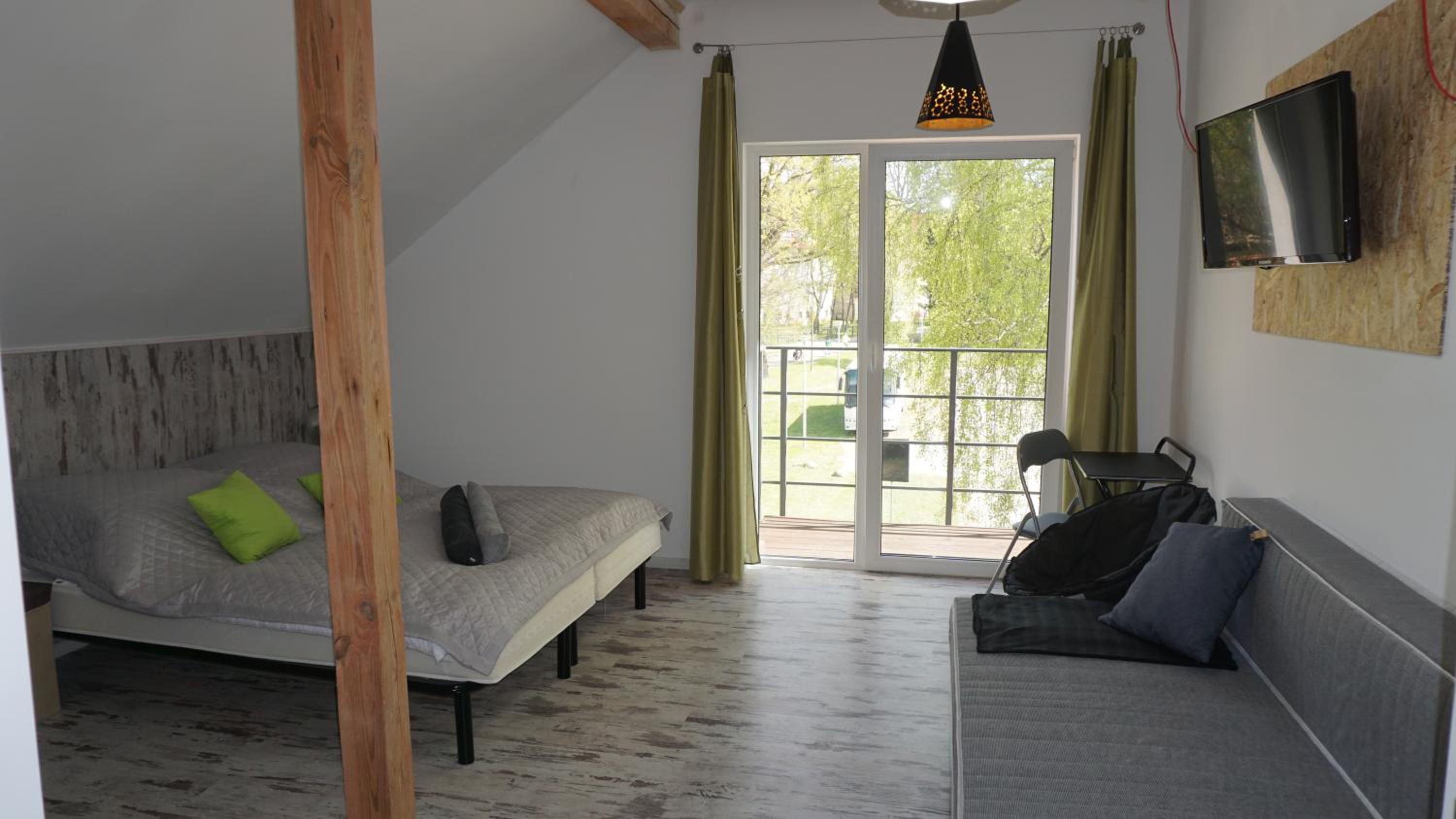 Three-Bedroom Apartment - Photo 25