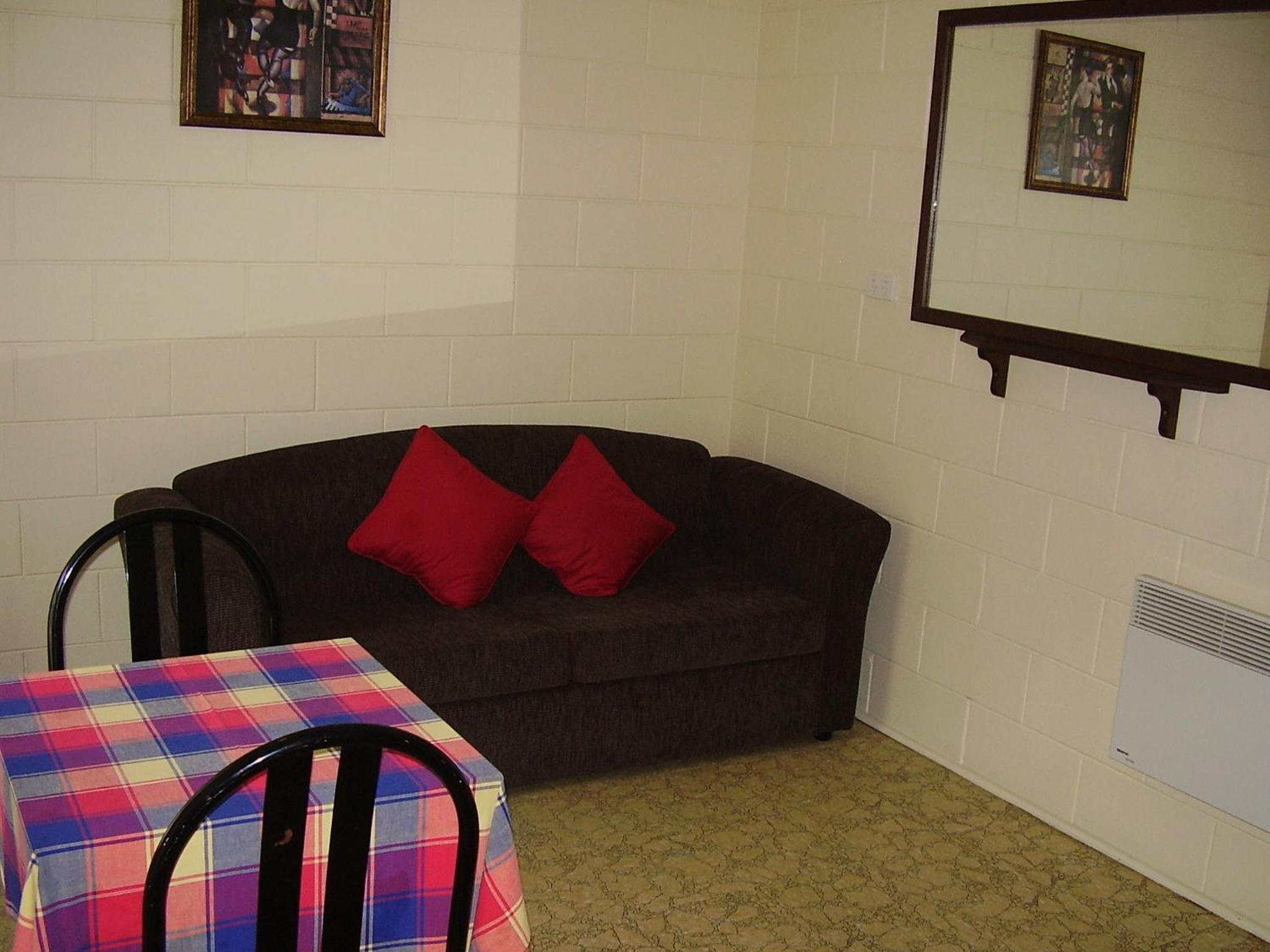 Queen Room photo 1