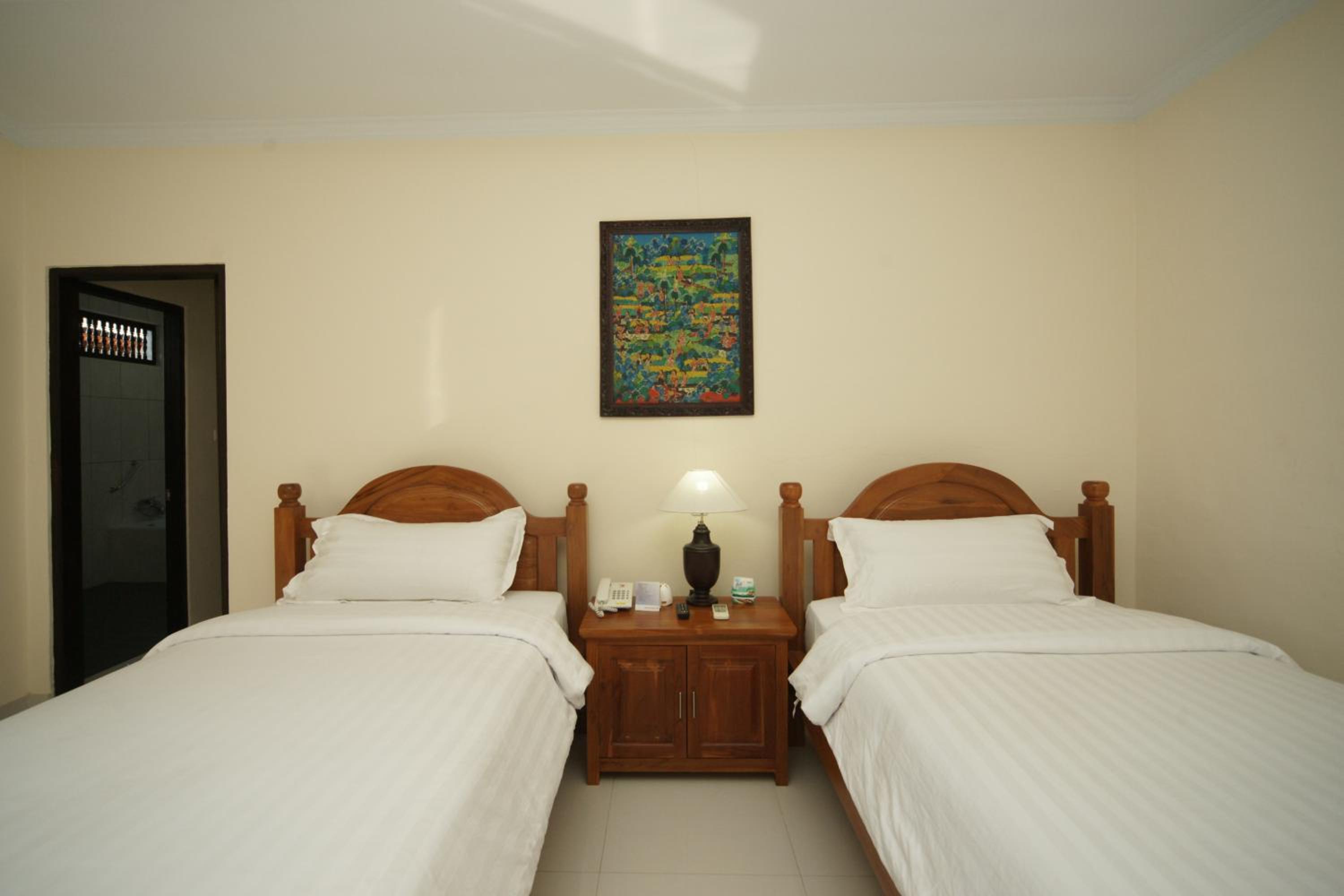Standard Double or Twin Room photo 3