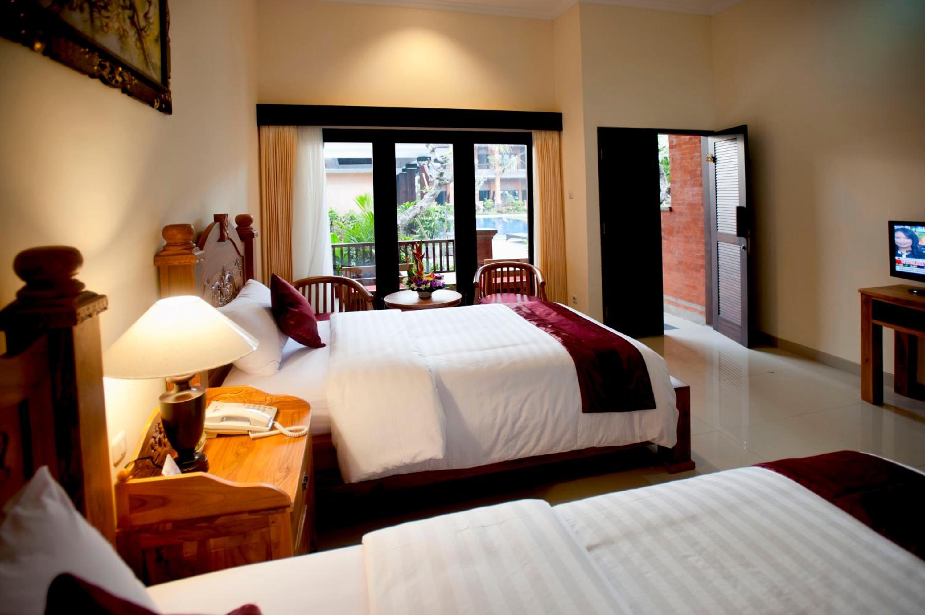 Deluxe Double or Twin Room photo 2