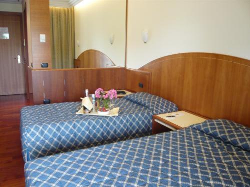 Twin Room - Photo 1