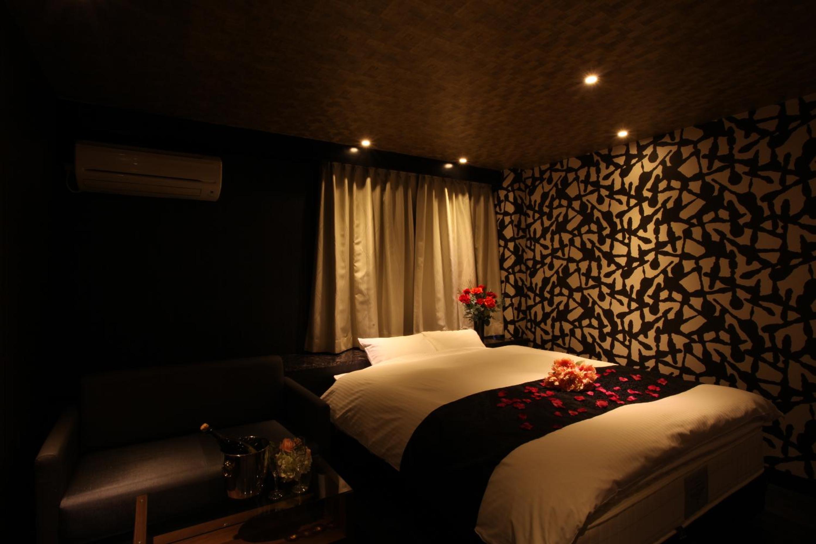 Standard Double Room - 21:00 Check-in - Photo 22