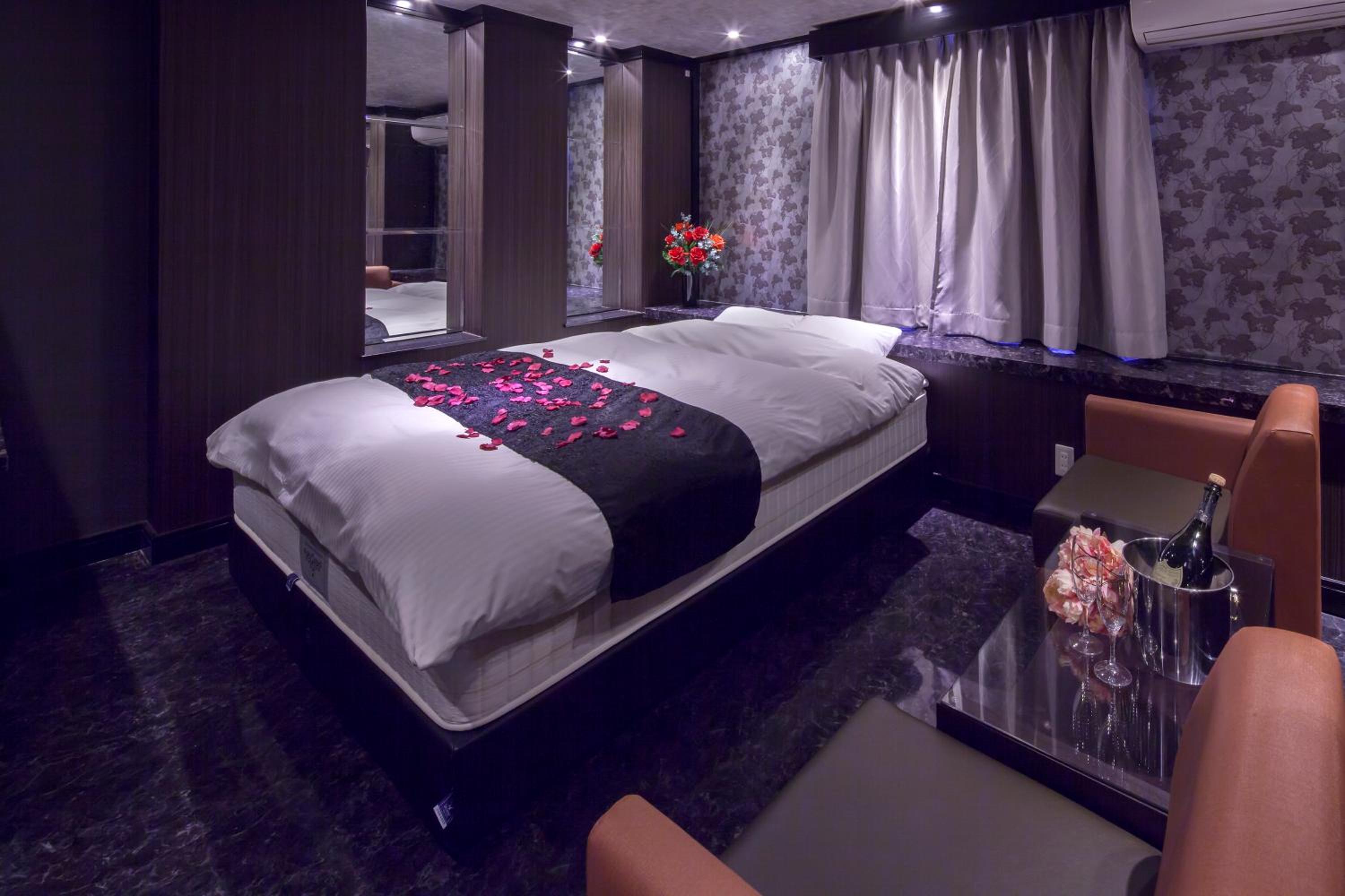 Standard Double Room - 21:00 Check-in - Photo 11