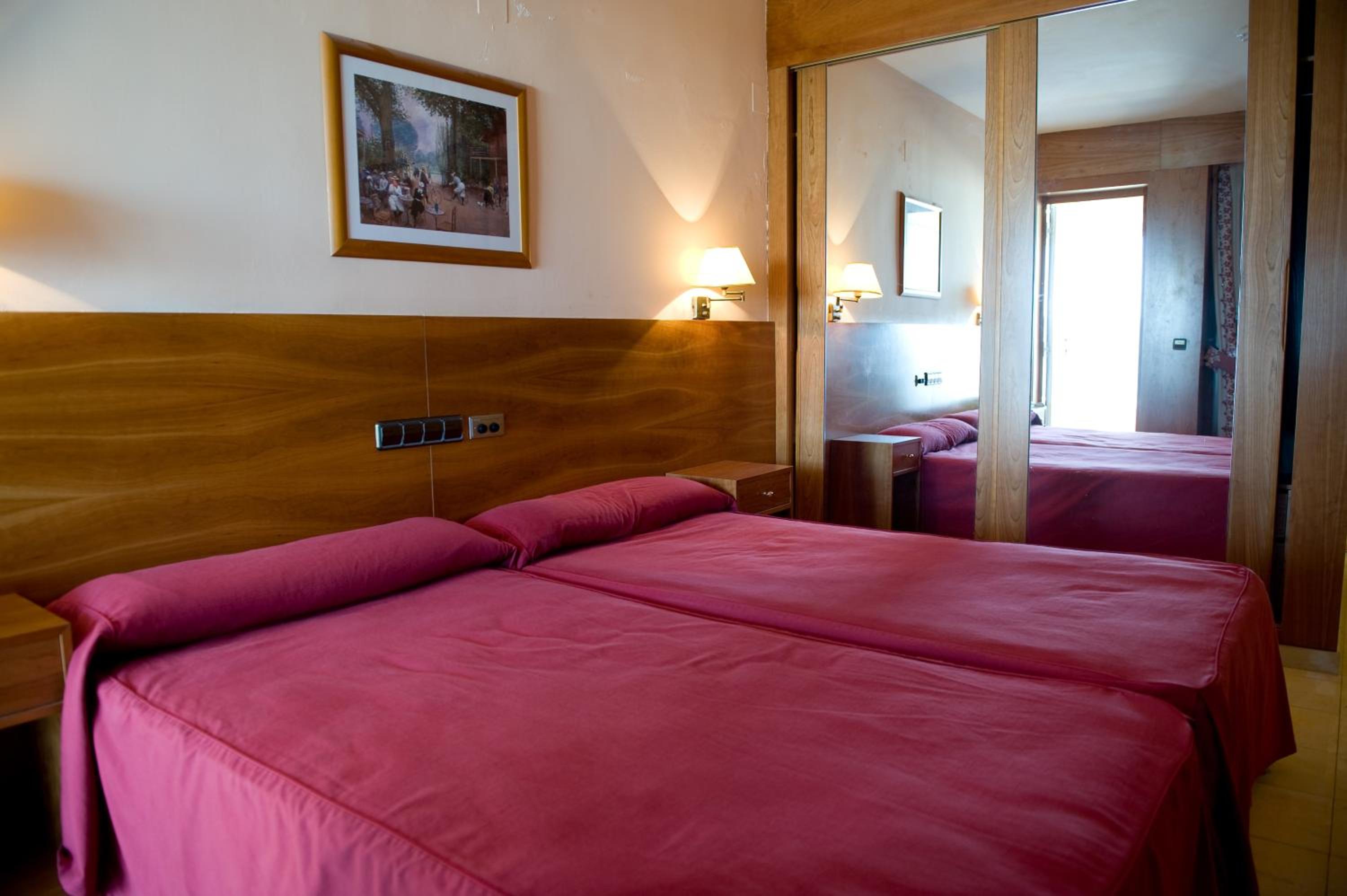 Habitación Doble o con Dos Camas