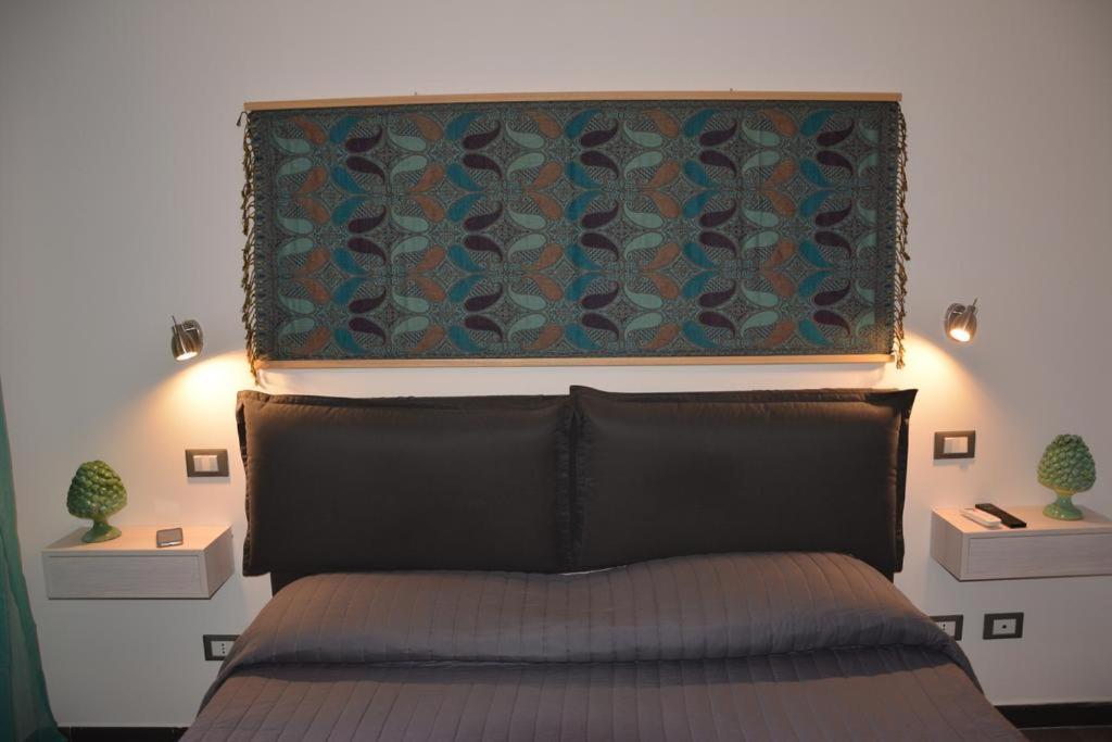 Double Room with Private Bathroom - Photo 2