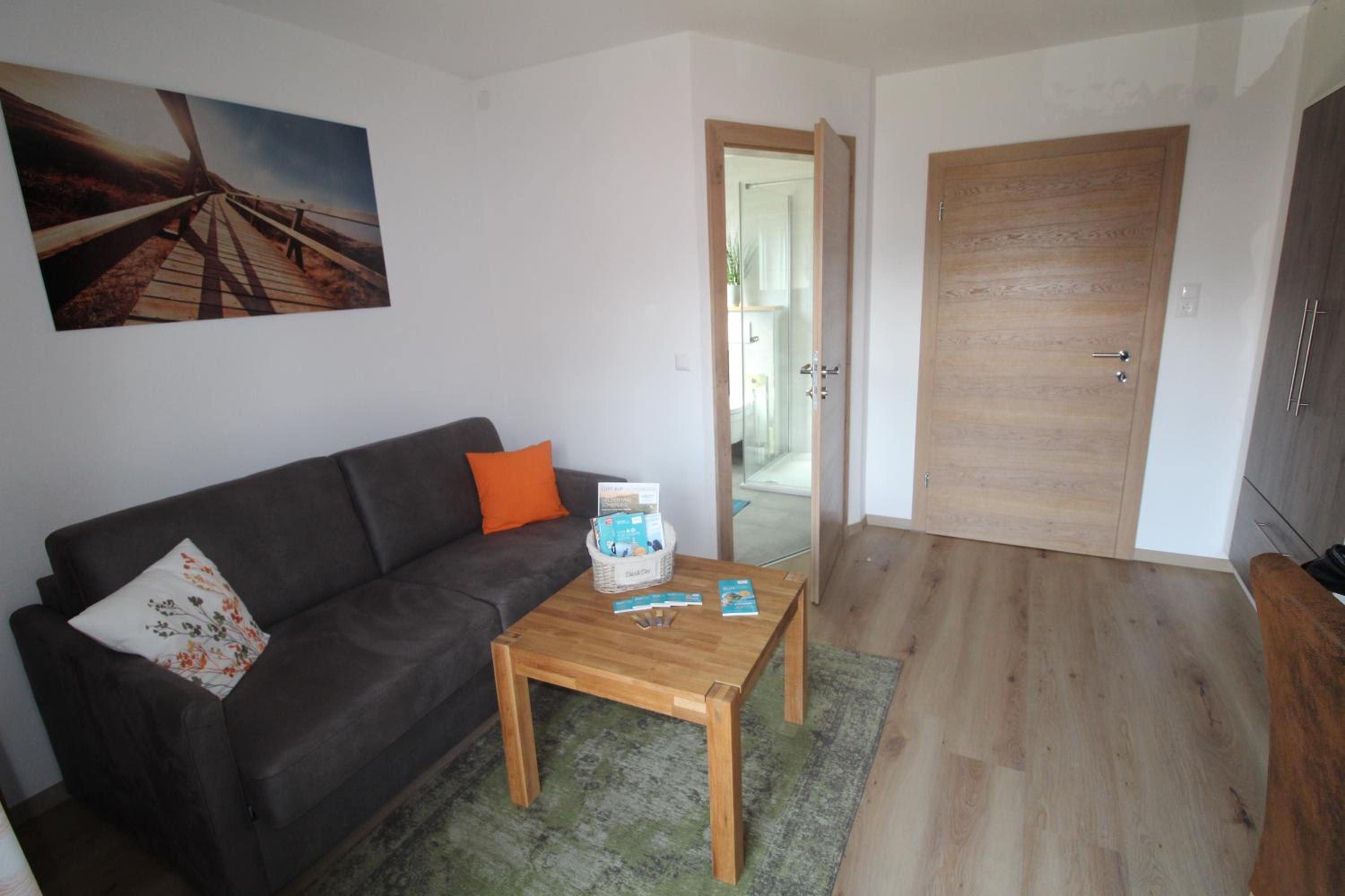 Apartment with Balcony photo 1