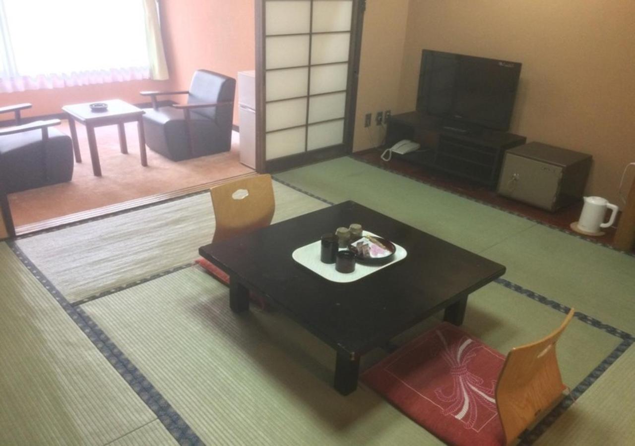 Japanese-Style Economy Room - Photo 2