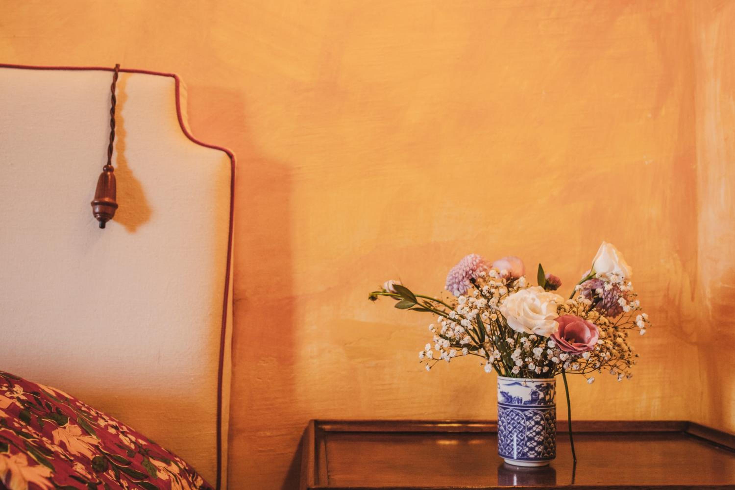 Queen Room photo 3