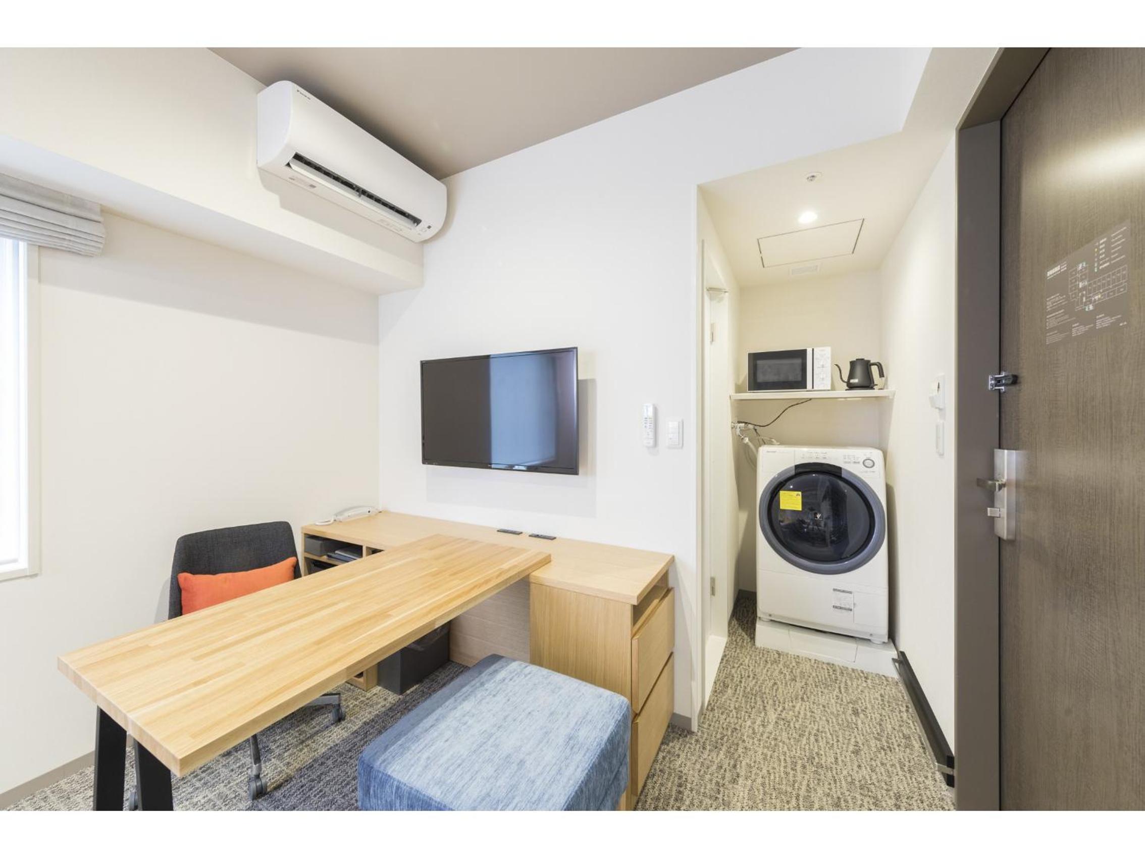 Moderate Double Room (1 Queen Bed)