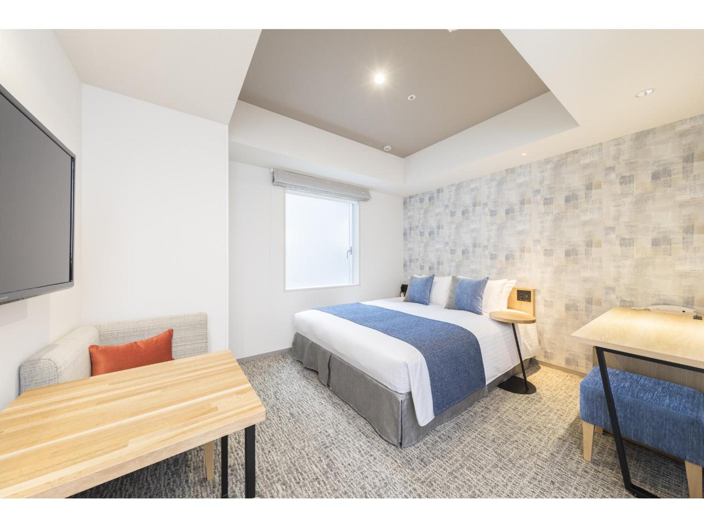 Residential Double Room (1 Queen Bed)
