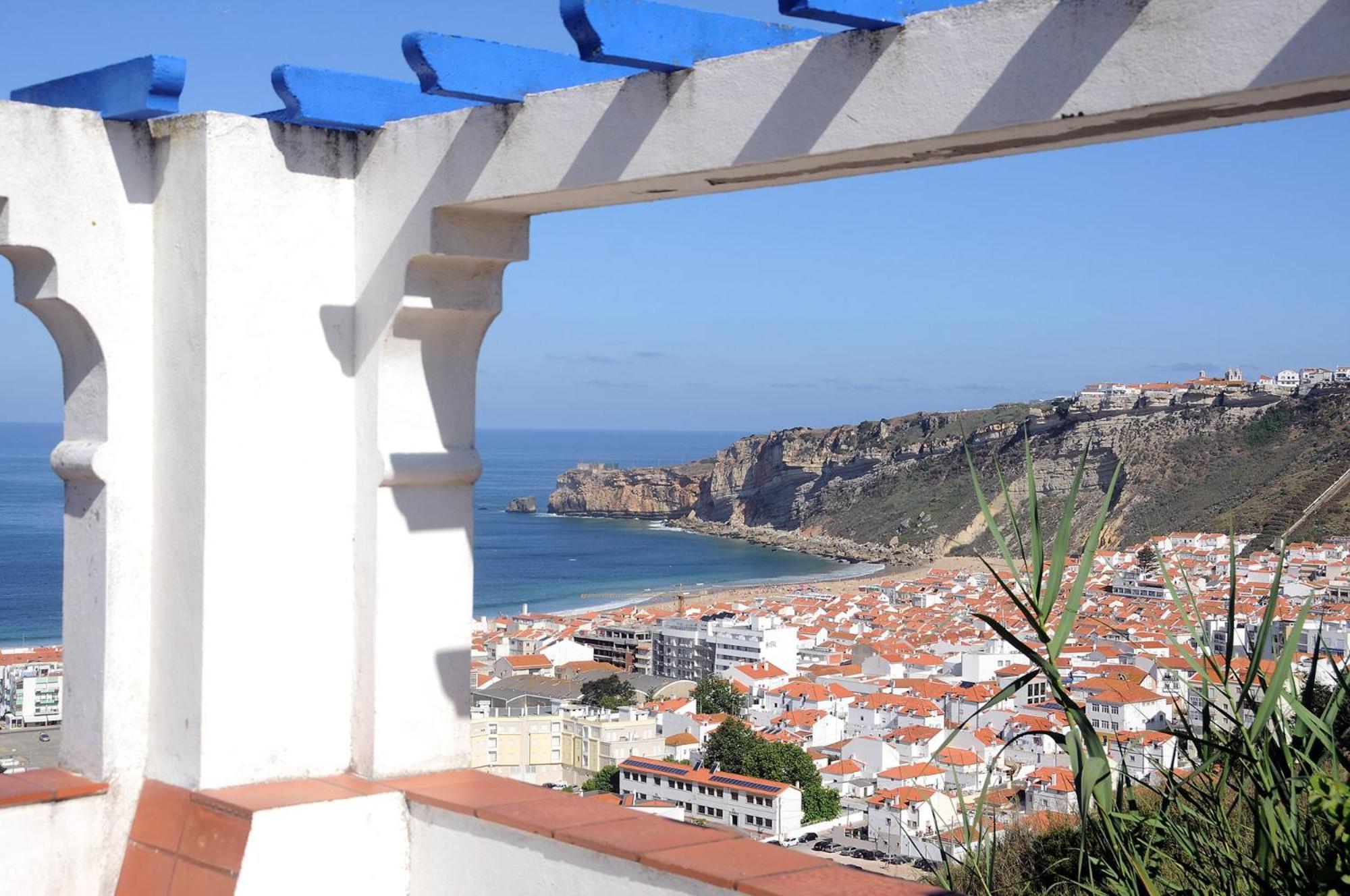 Apartment with Sea View - Photo 30