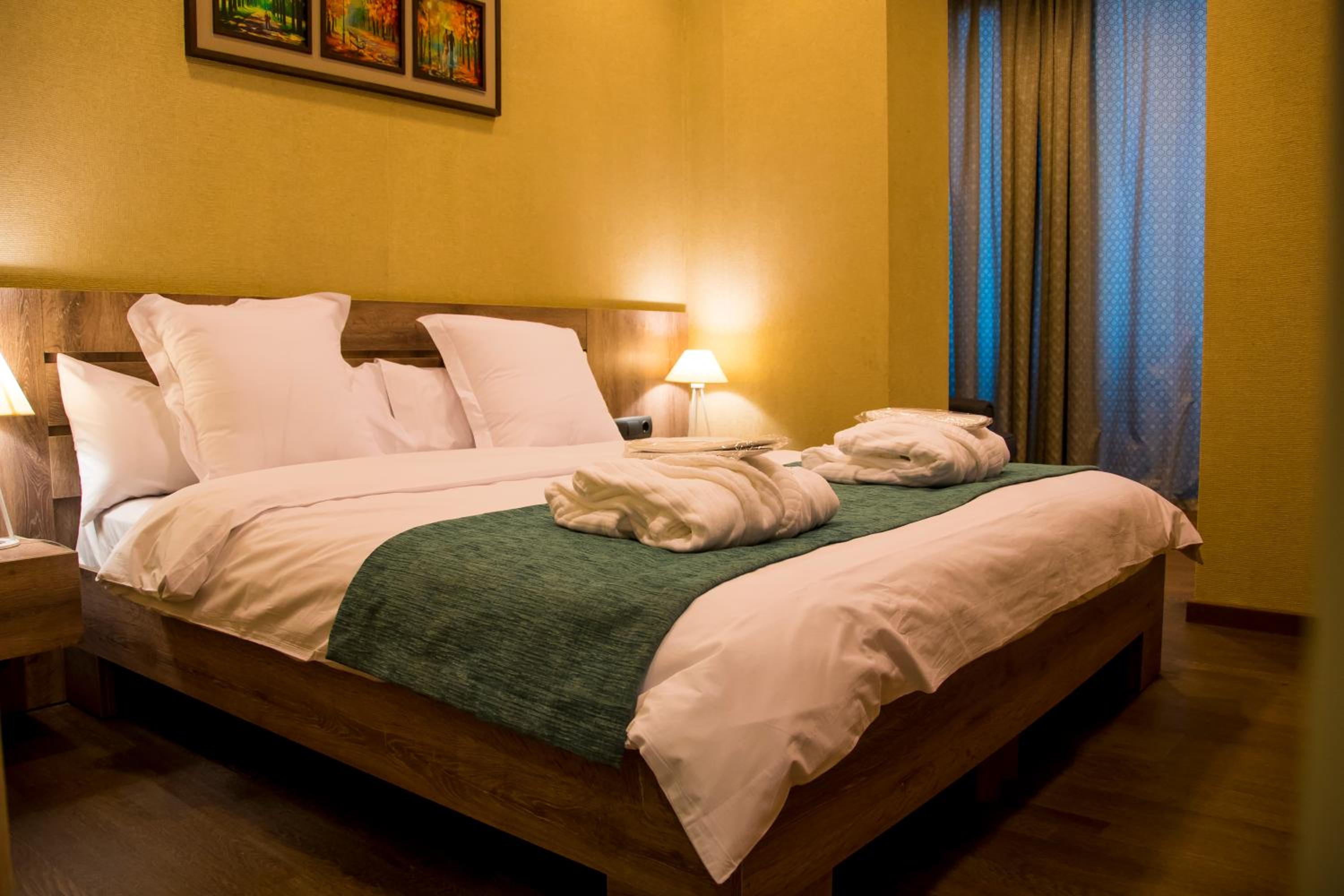 Double Room with Balcony photo 2