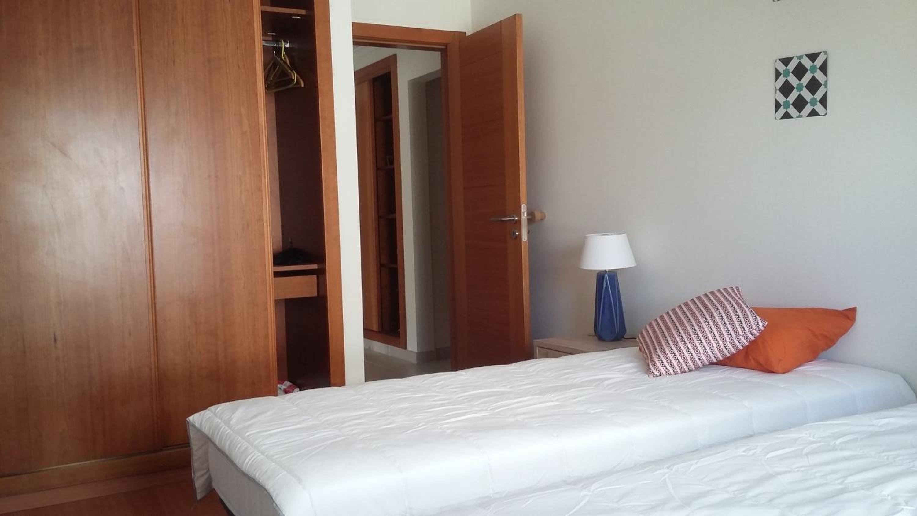 Standard Twin Room with Shared Bathroom photo 1