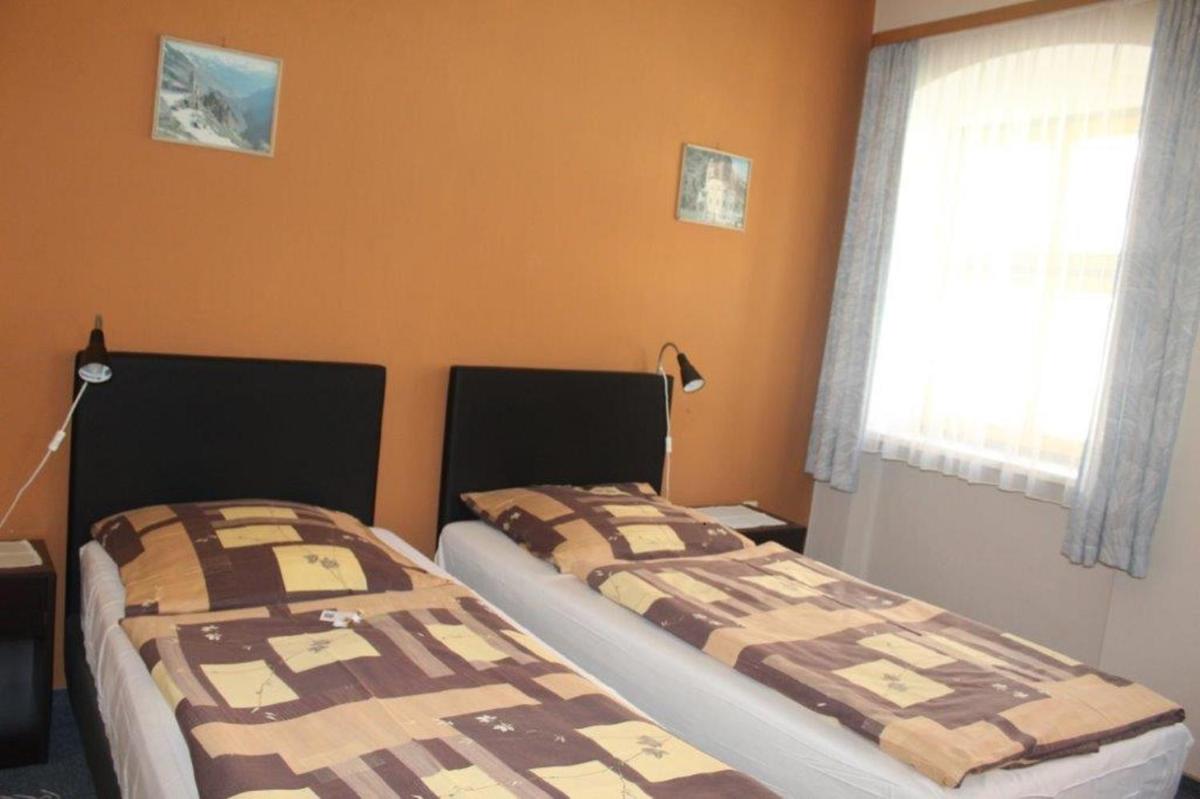 Standard Double Room photo 3