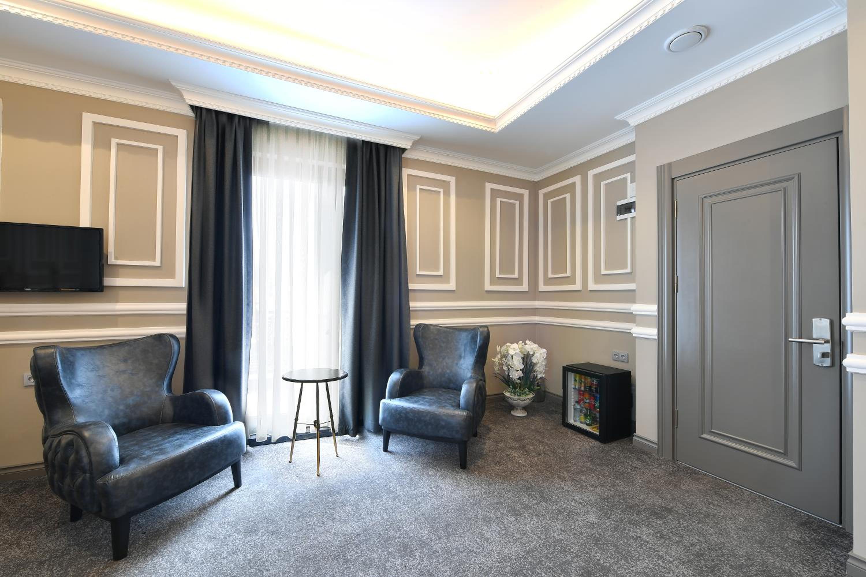 King Room with Balcony photo 3