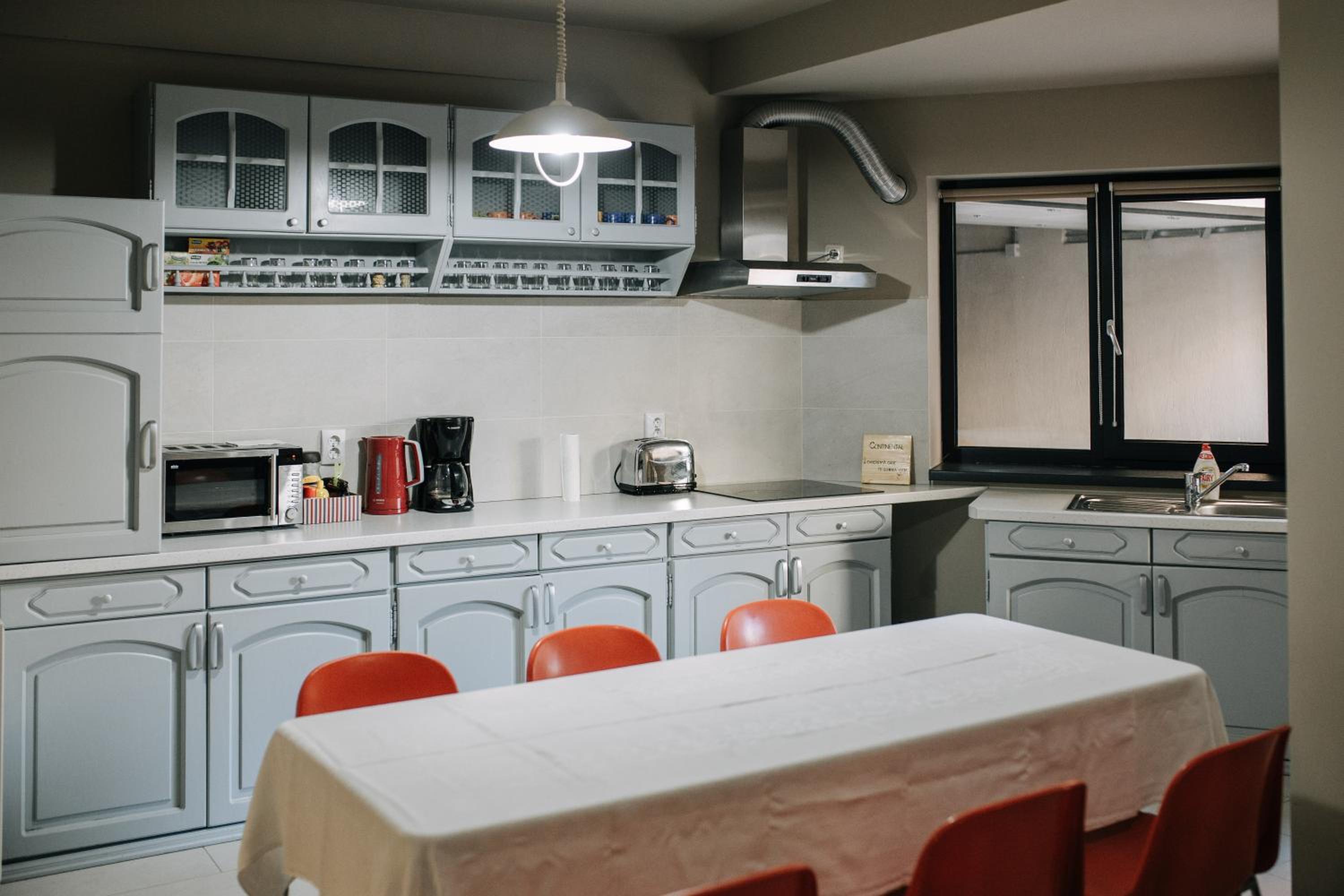 Apartment - Photo 9