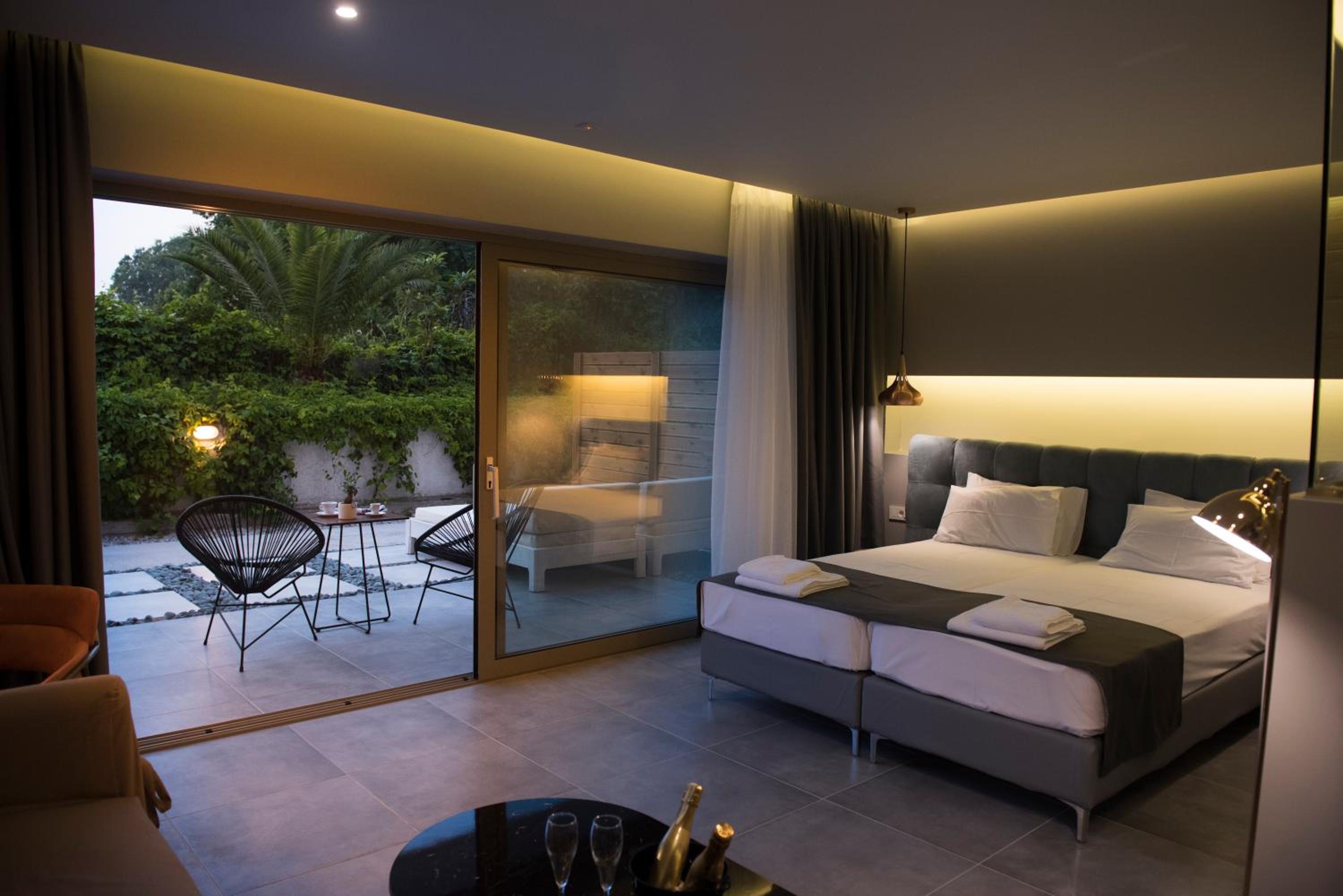 Deluxe Twin Room photo 1